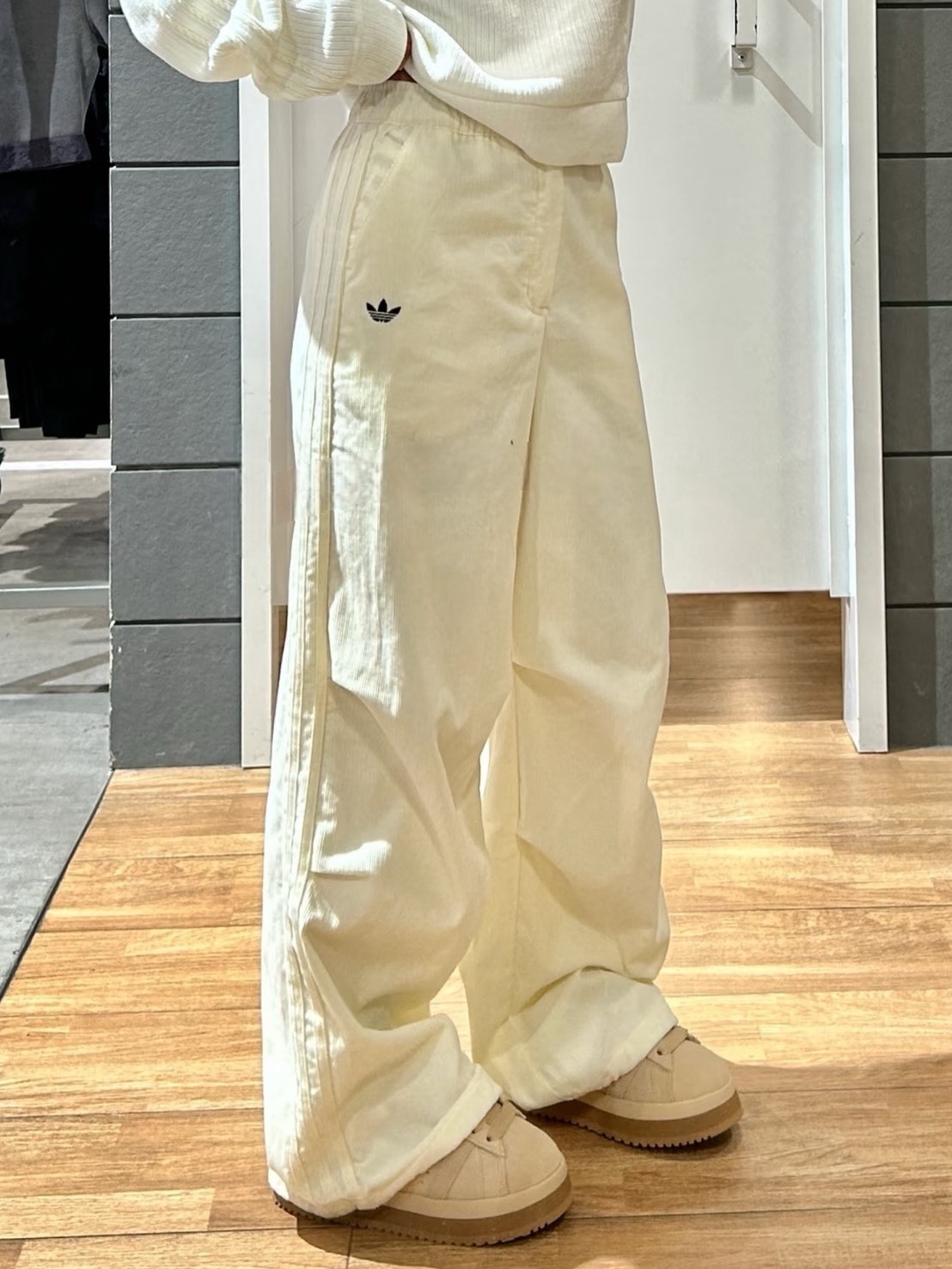 ADIDAS 條紋 燈芯絨 牛仔褲