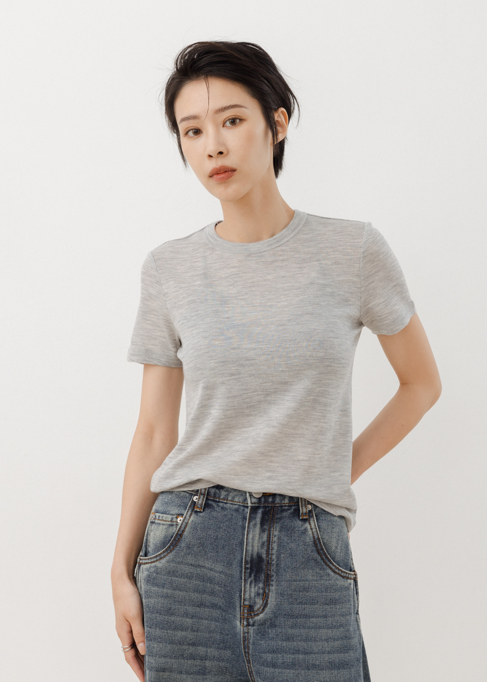 純羊毛立體後中線上衣