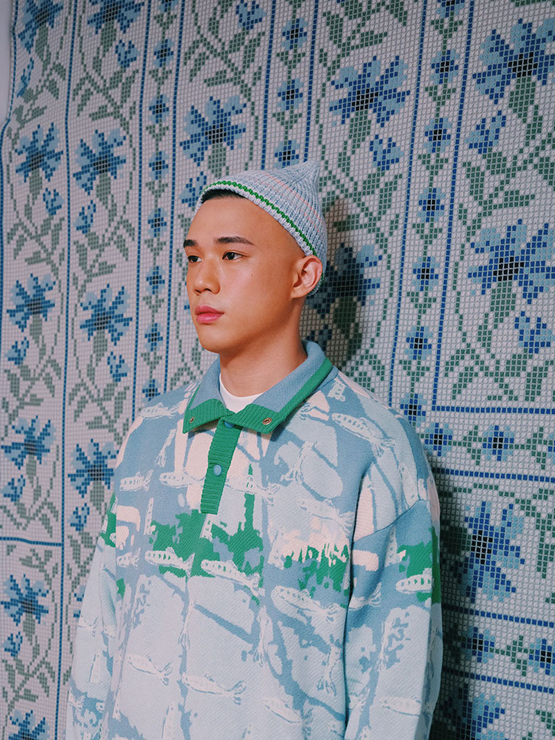 Climbing the Fishing Net. Classic Version Cuffed Beanie