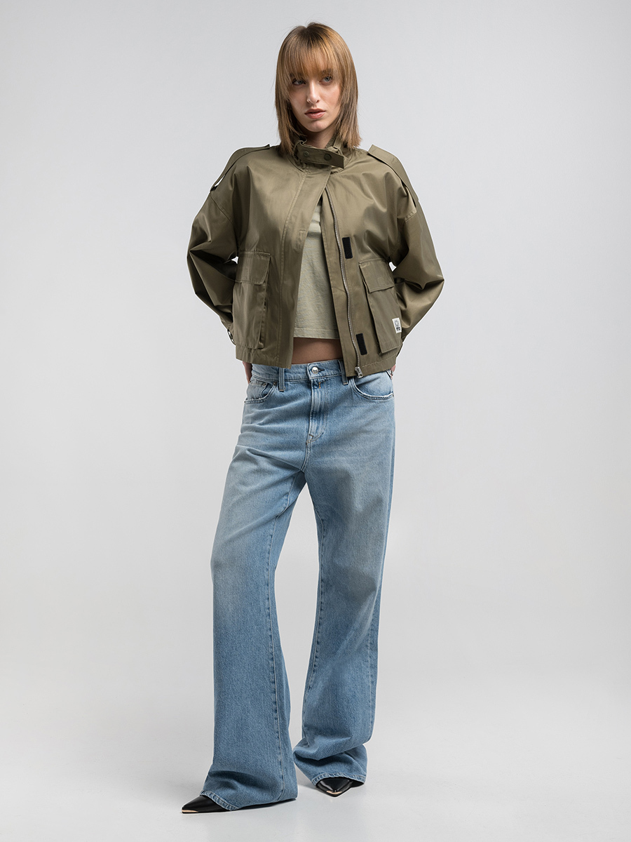 BECKA 淺藍色靴型喇叭丹寧牛仔褲