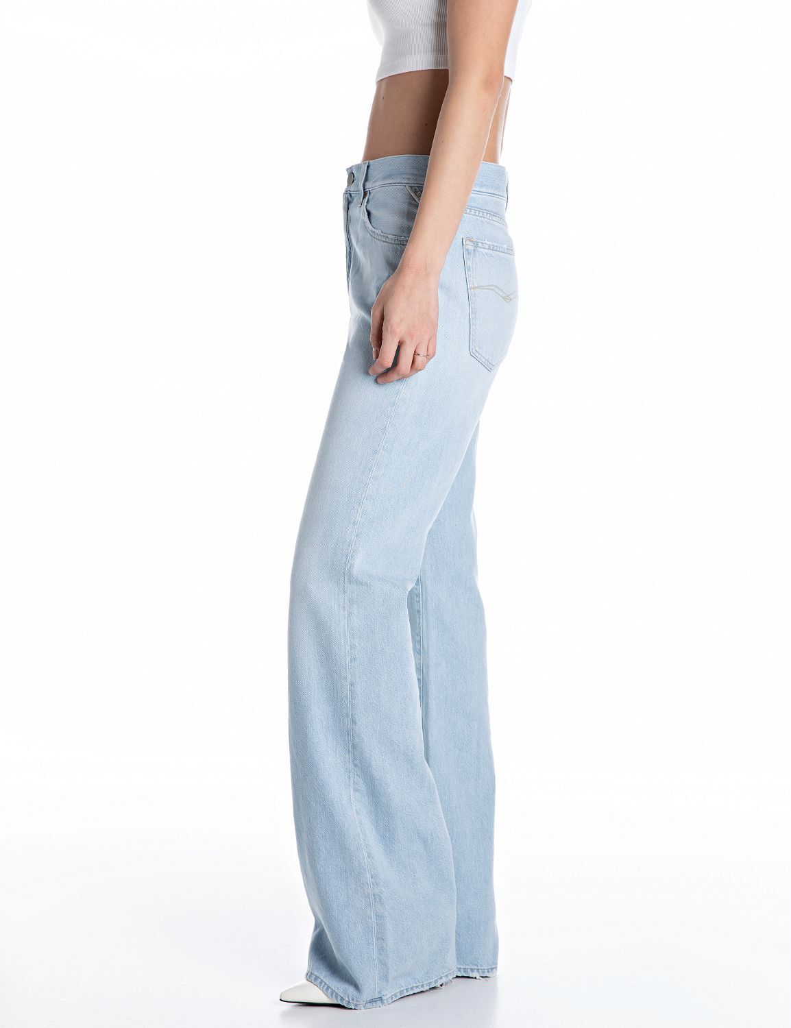 BECKA 復古淺藍色中腰微喇叭丹寧牛仔褲