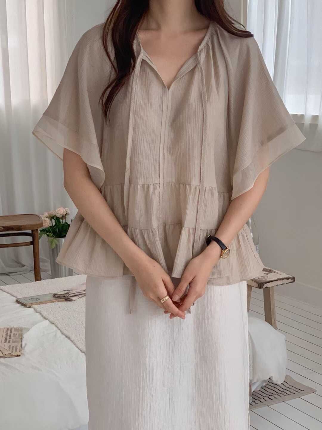 GI5144 蛋糕裙襬綁繩上衣