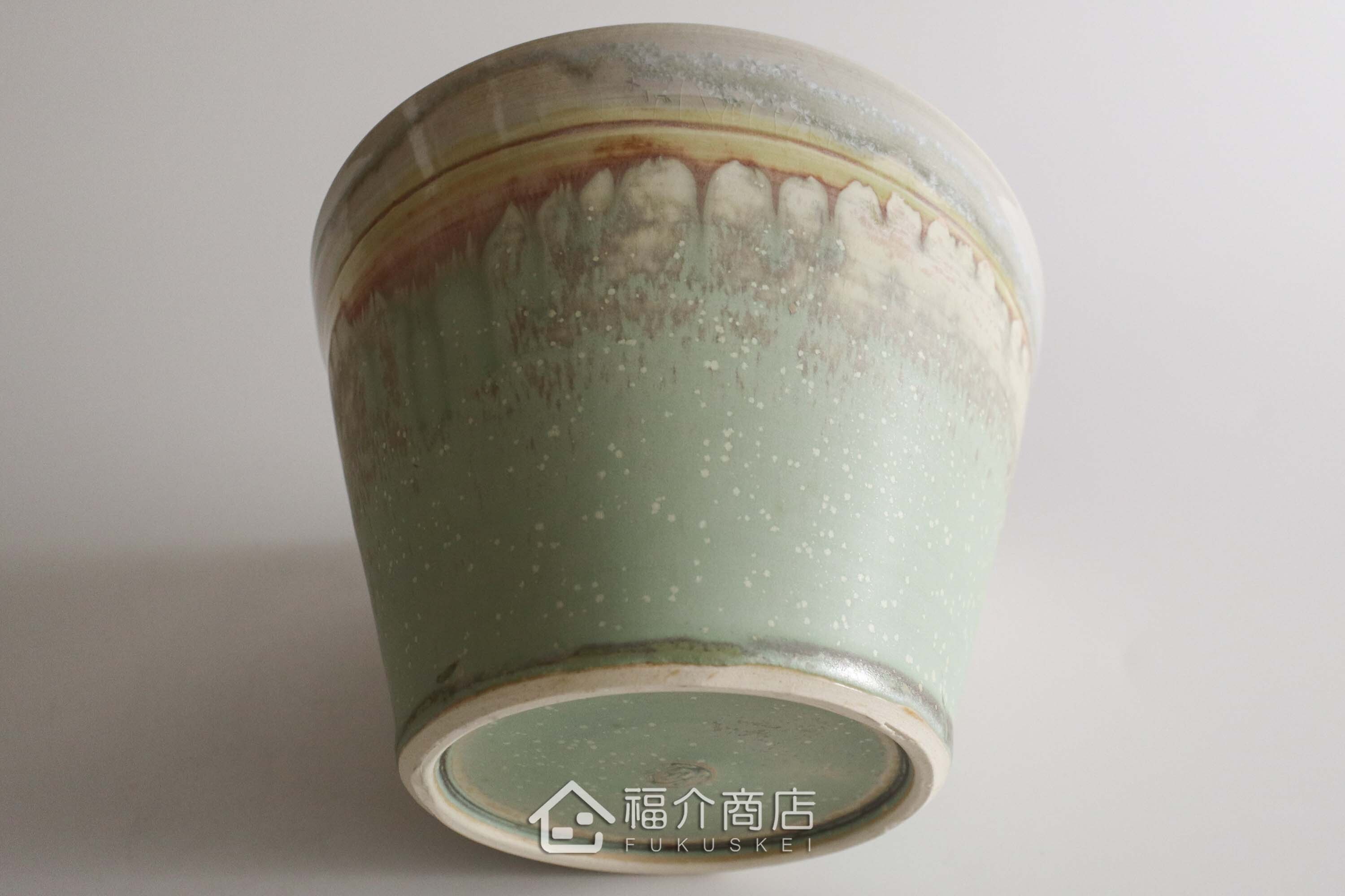 全手工拉胚以兩種釉色交疊的富士山造型的日本陶碗