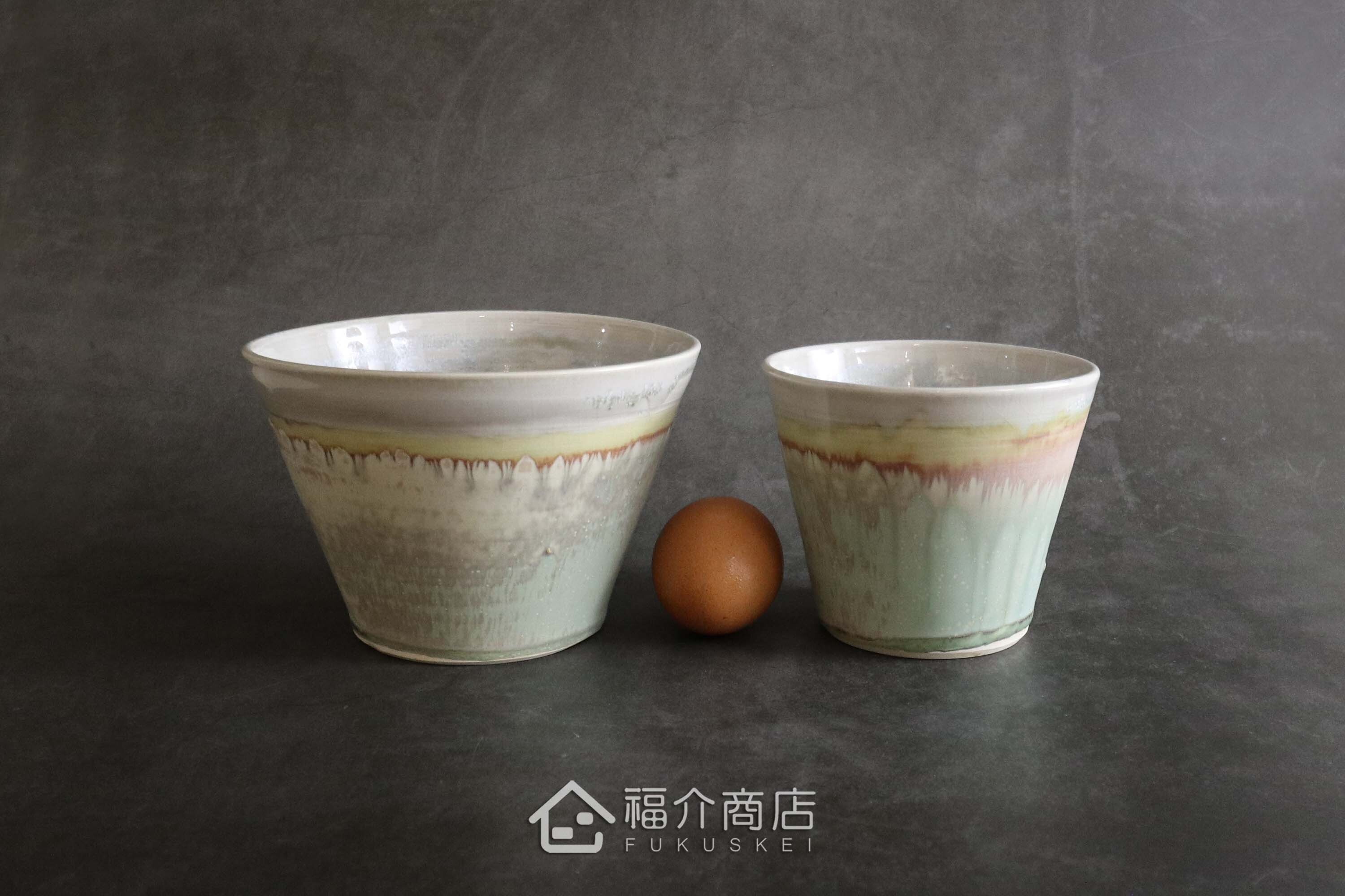 全手工拉胚以兩種釉色交疊的富士山造型的日本陶碗