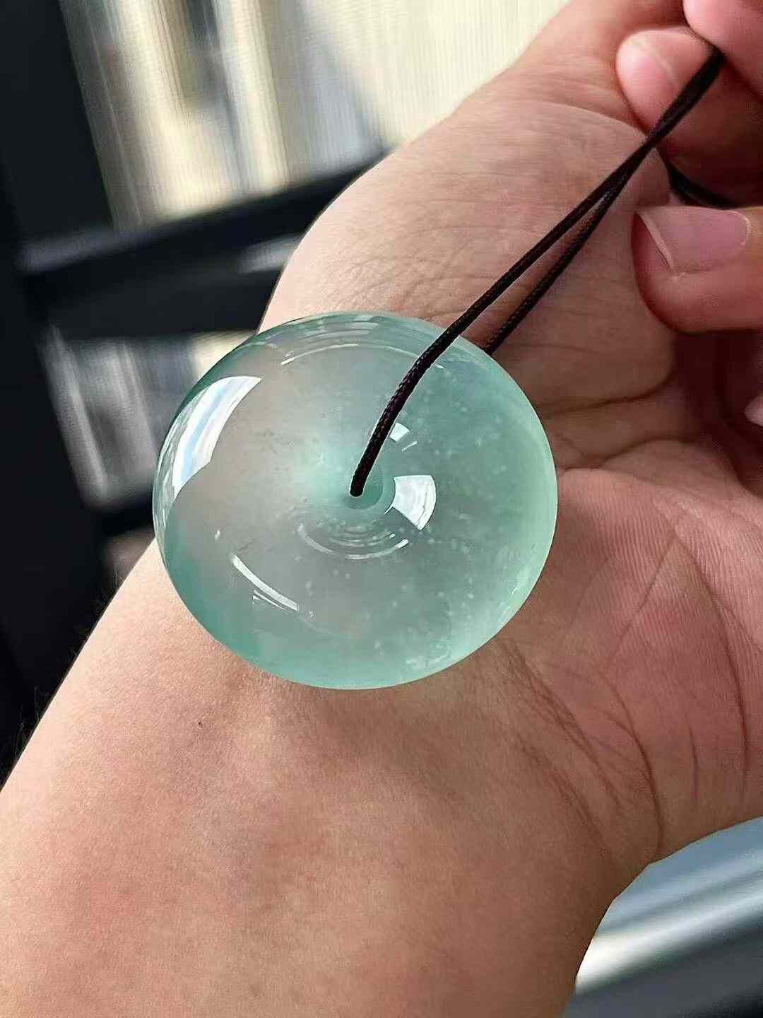 107358 翡翠平安扣 (35.6mm直徑)