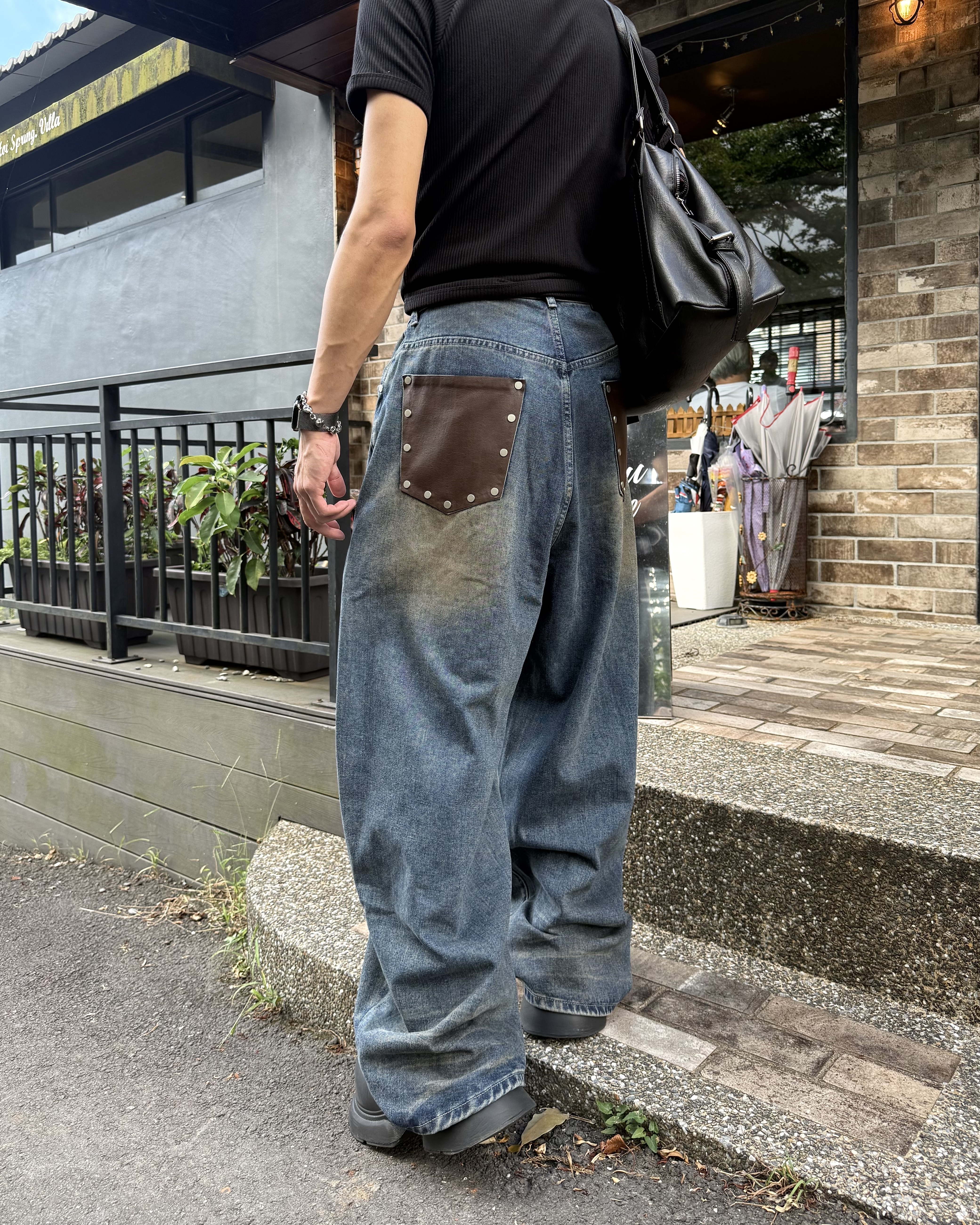 𝐇·𝐓·𝐒 韓國 荒野西部 卯釘設計 皮革 復古 水洗做舊 刷黃 牛仔 長褲