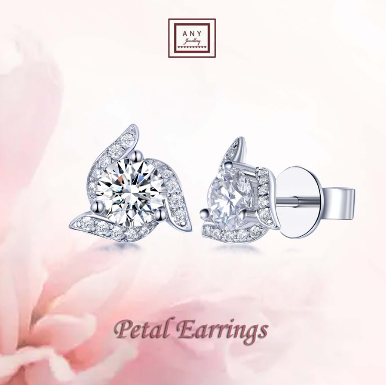 AP15 E3967 0.5 Carat Petal Earrings $380