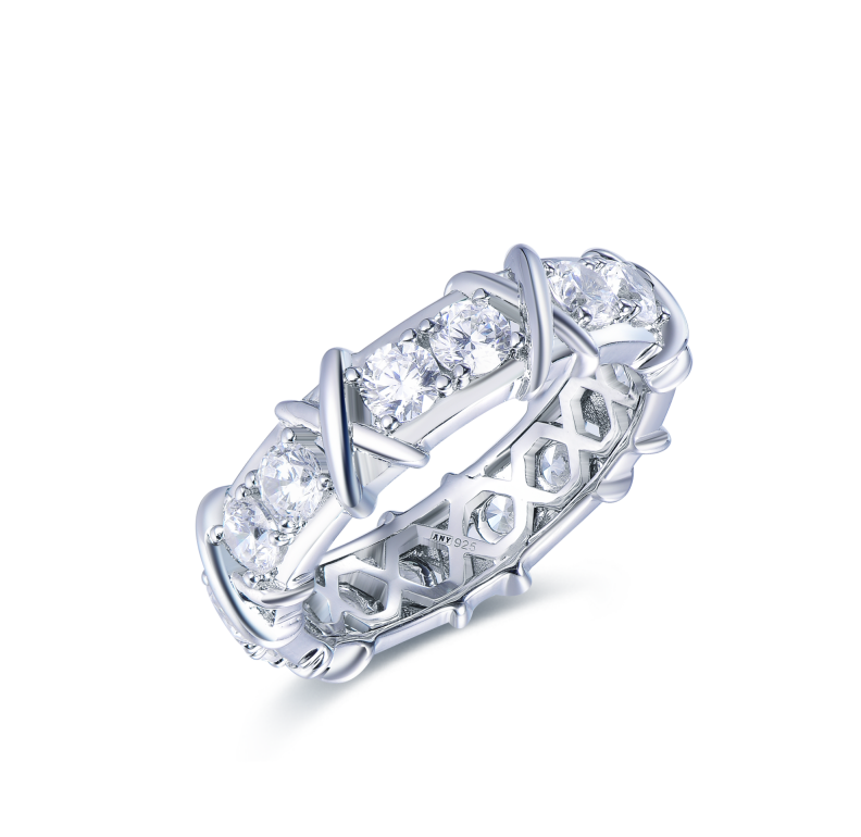 AP20 R6625 Cross Ring $380