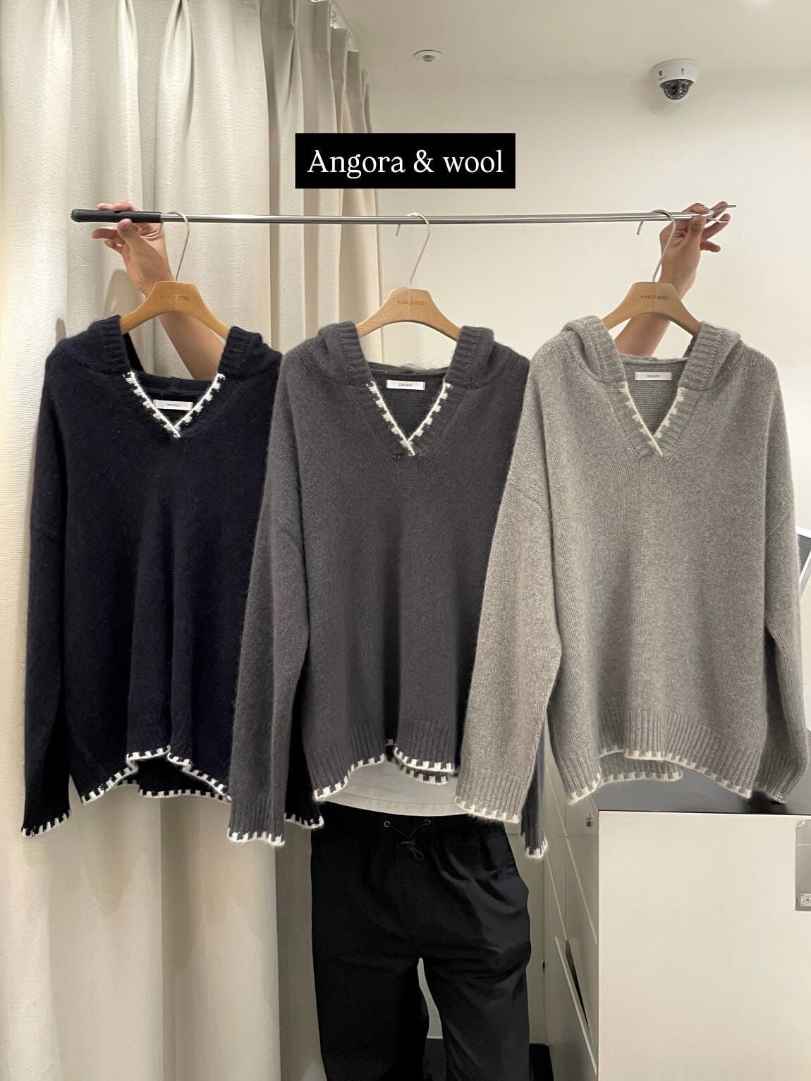 OB5124 拼色邊V領連帽針織上衣 *特價* (優惠碼同充值購物金不適用)