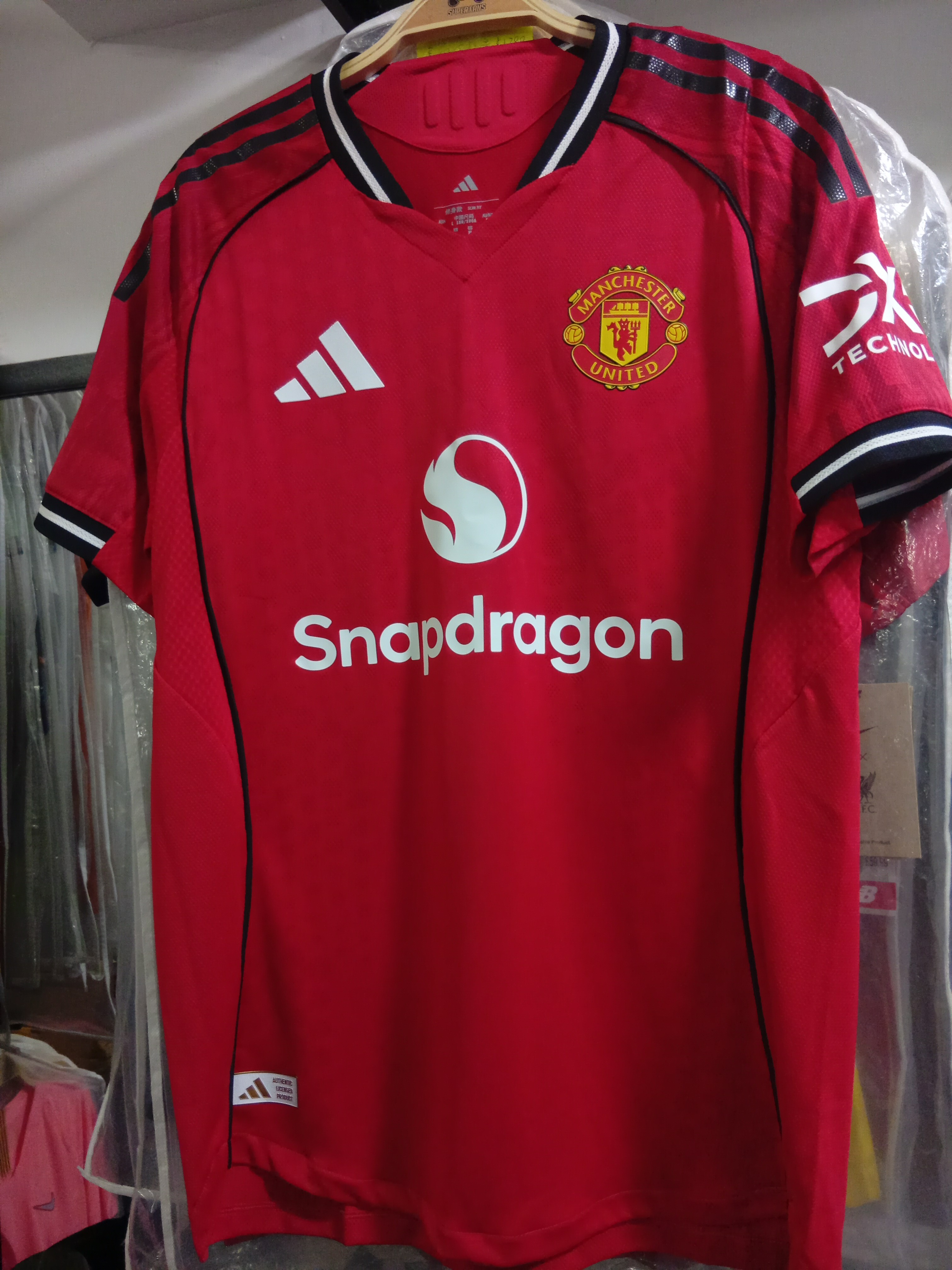 25-26曼聯主場球員版球衣