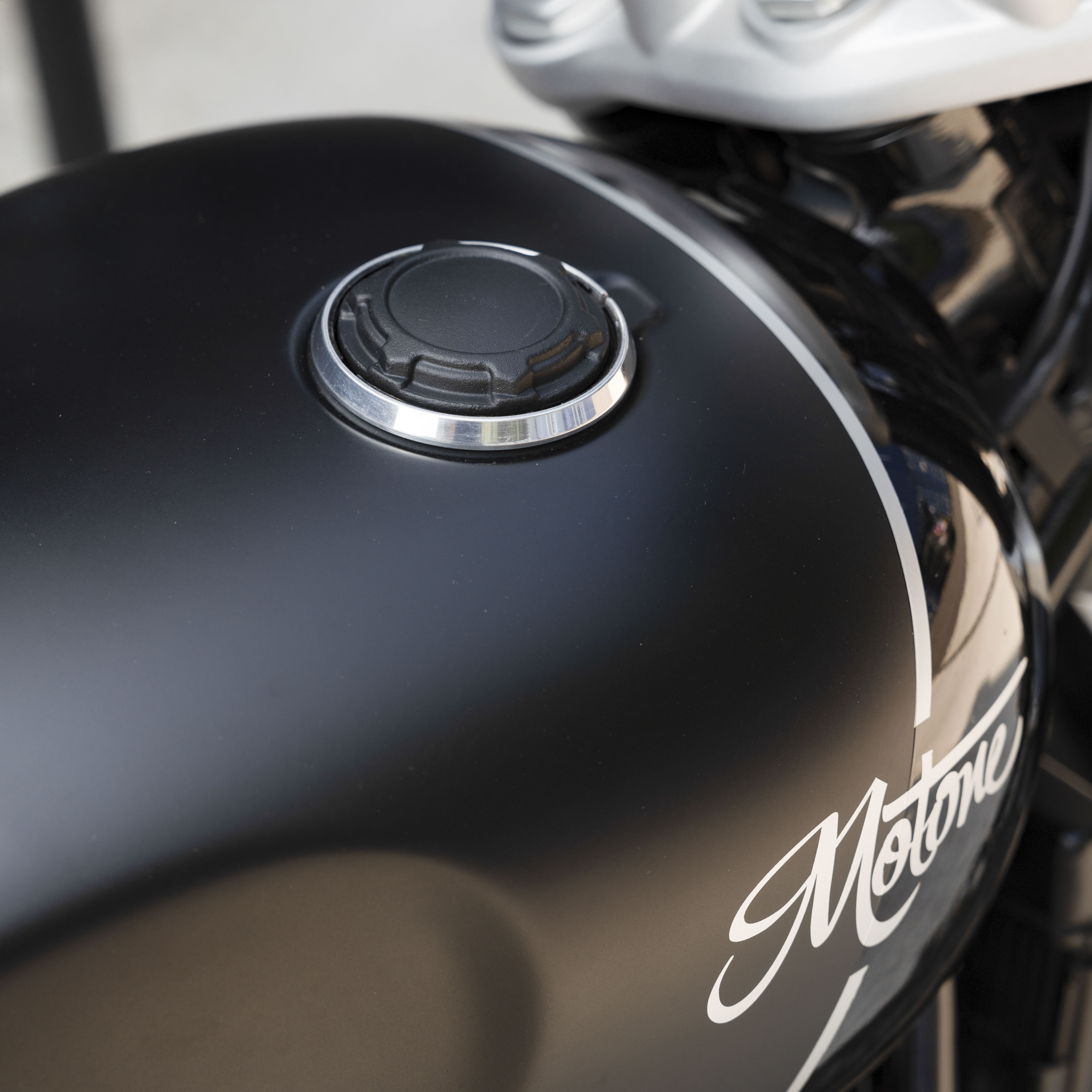 Motone 油箱蓋 TELSTAR - 黑