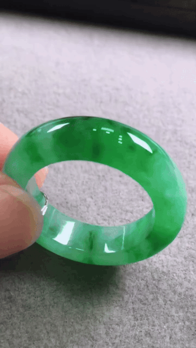 10731 翡翠玉戒指