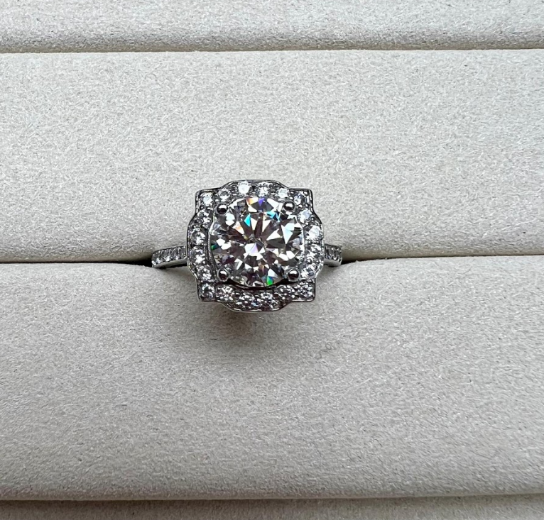 AP58 R6941 2ct 莫桑戒指 $380