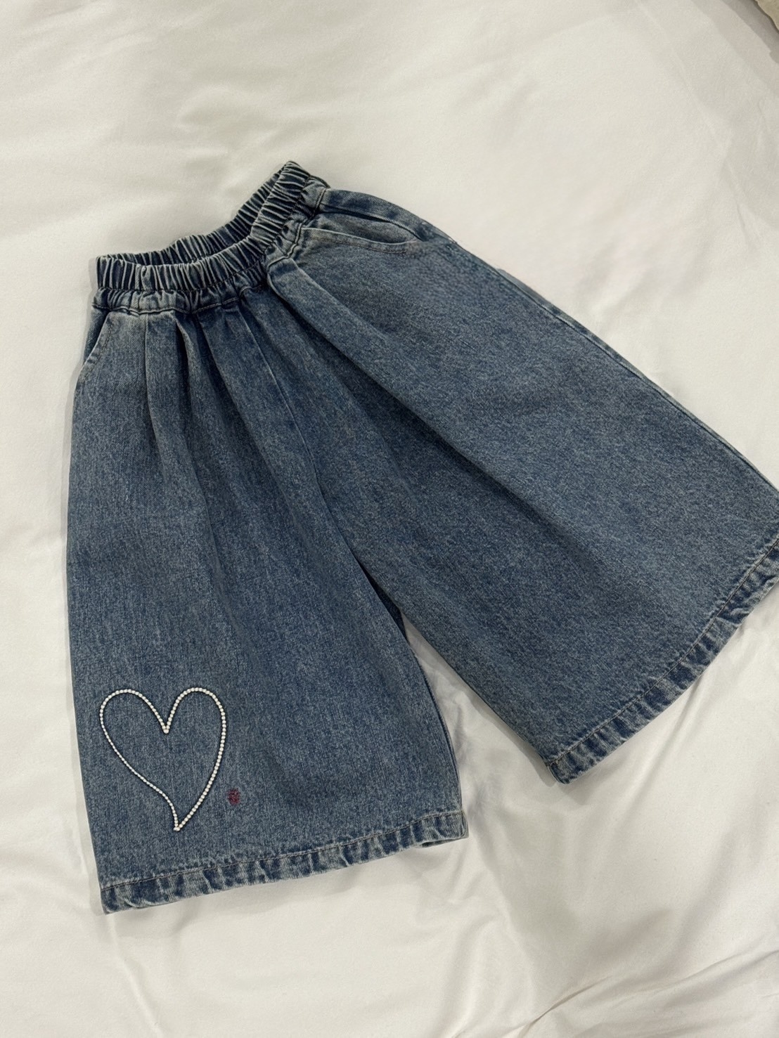 A03292刺繡柔軟牛仔寬褲