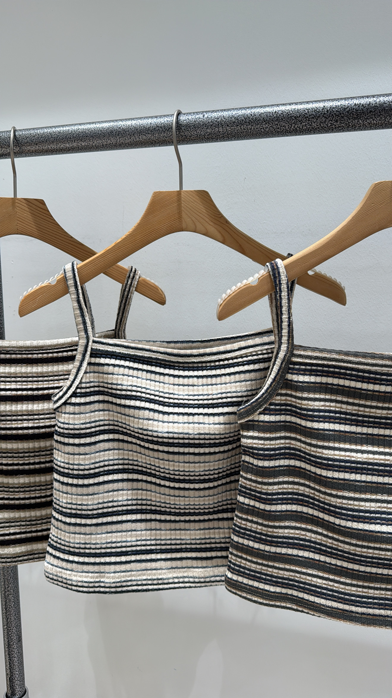 撞色條紋針織小背心