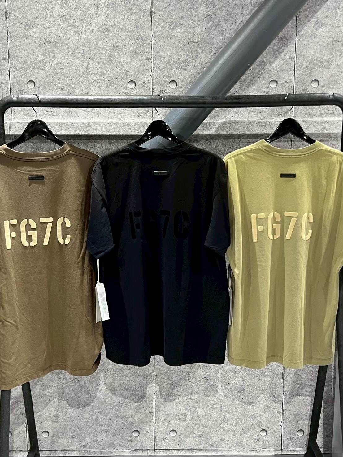 FEAR OF GOD 主線植絨Logo FG7C 短袖 T