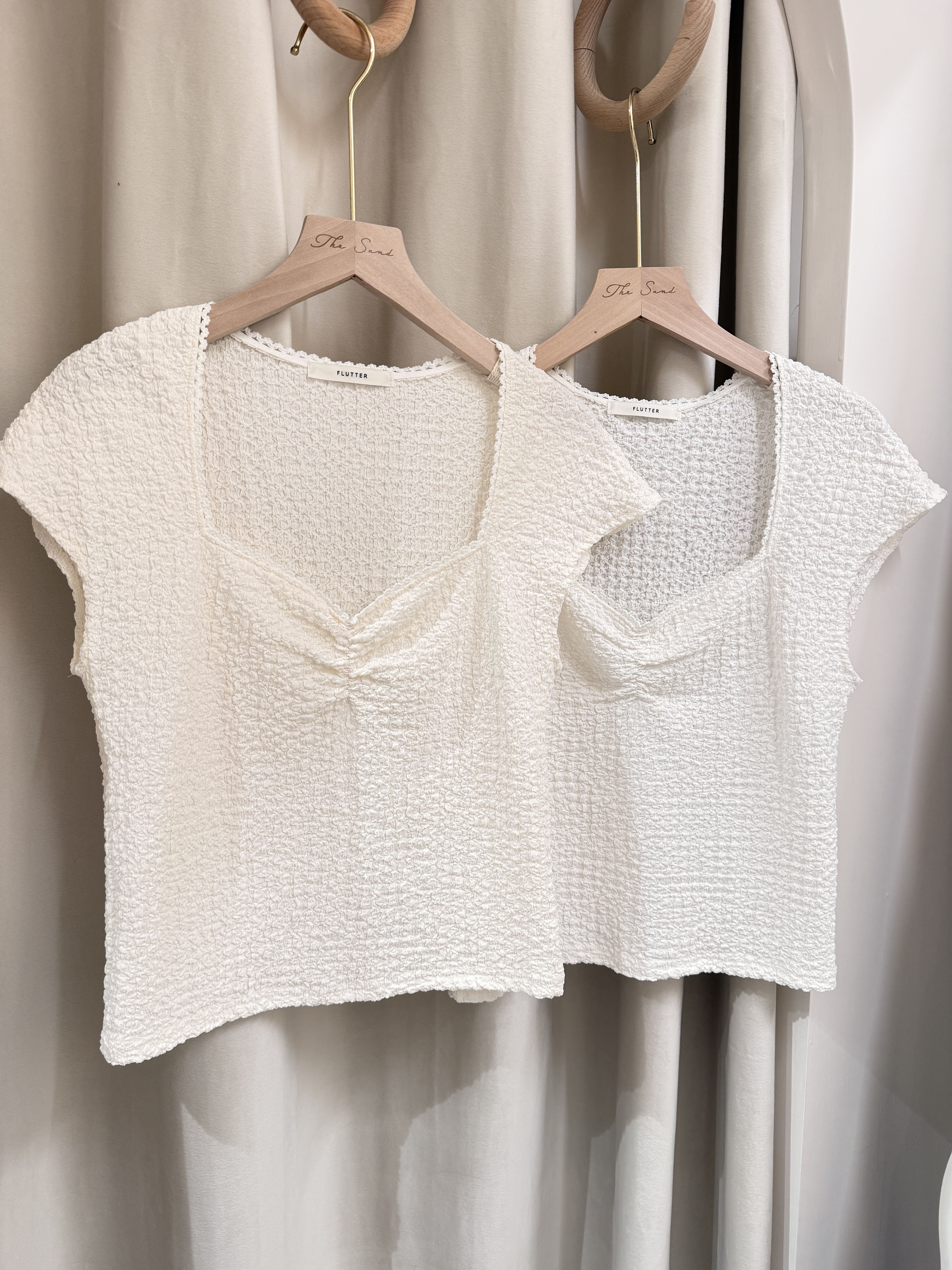 皺褶質感小上衣