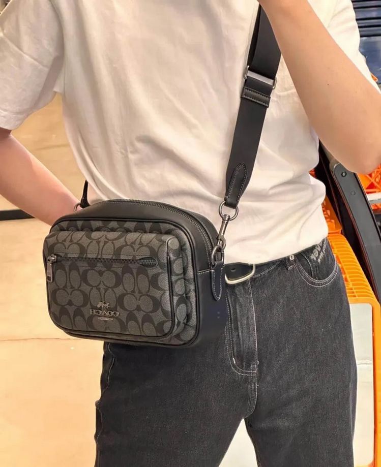 【預訂】Coach Elias Crossbody Bag