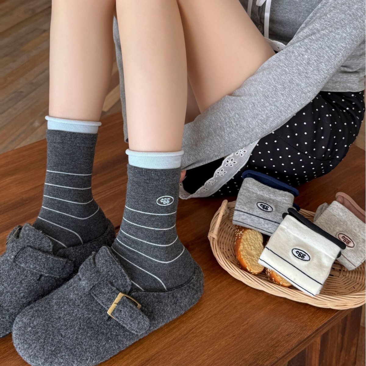 《6308》♾️簡約條紋EGG刺繡襪