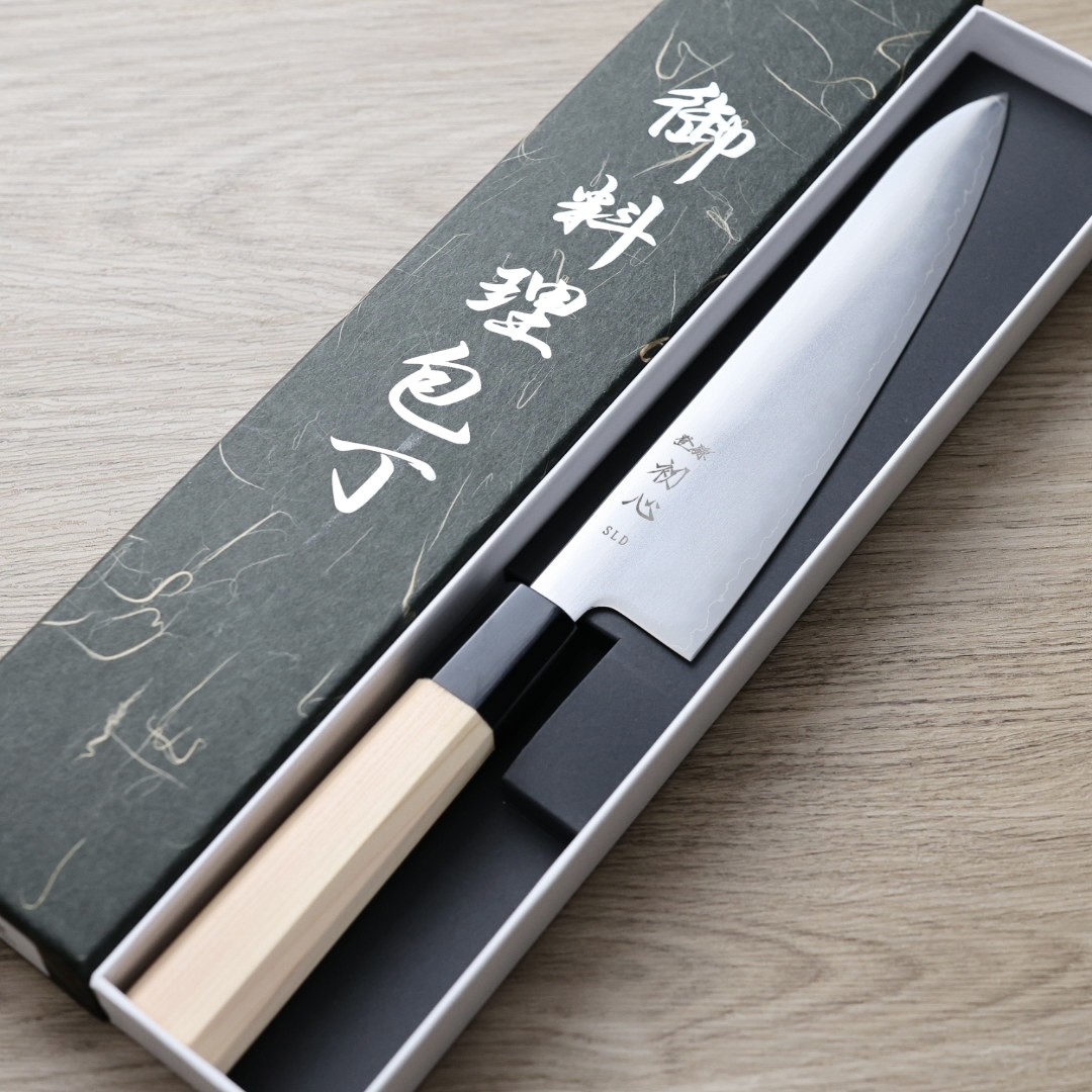 初心 光 牛刀 195mm SLD鋼