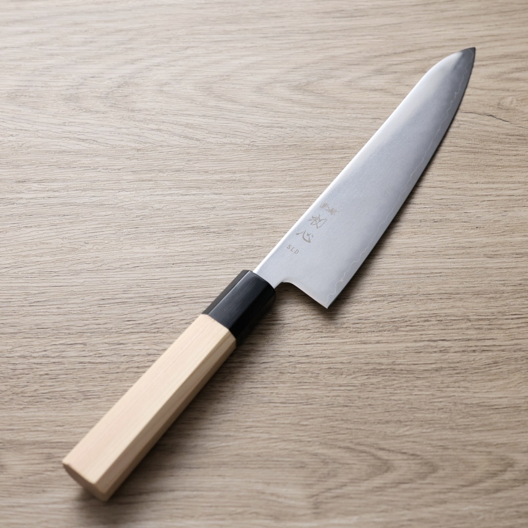 初心 光 牛刀 195mm SLD鋼