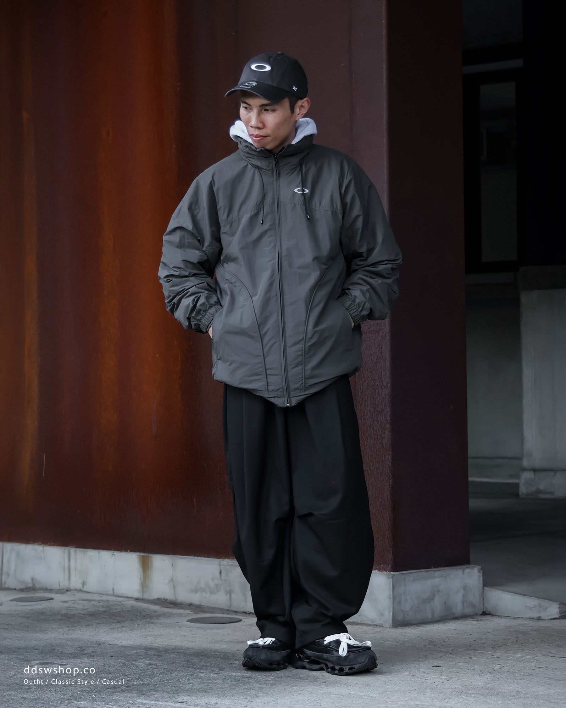 "代購" Oakley NEW RETRO WIND WARM JACKET 1.0 / FOA408207 防風 鋪棉 外套 帽子 收納