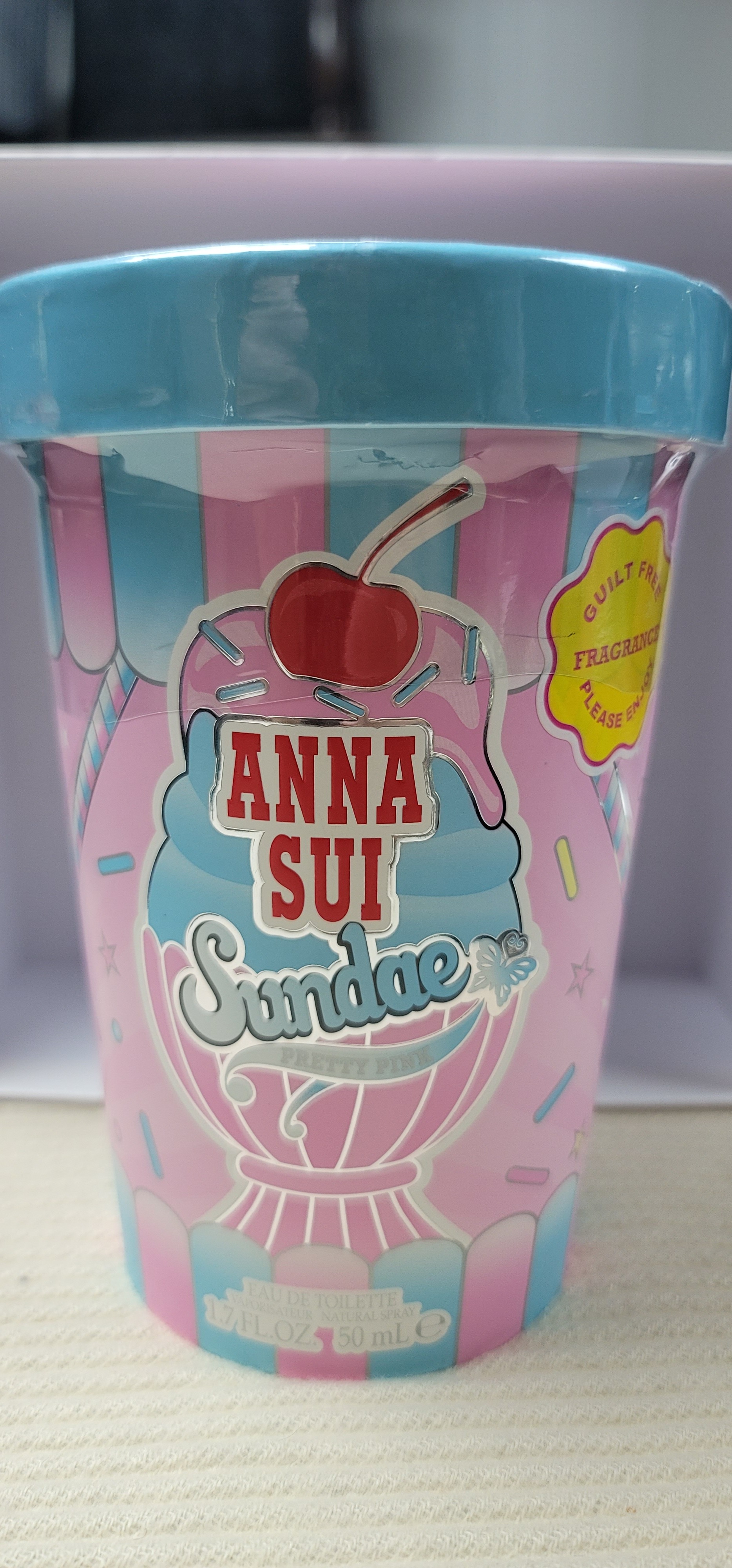 CF1832  ANNA SUI SUNDAE PRETTY PINK EDT 50ML
