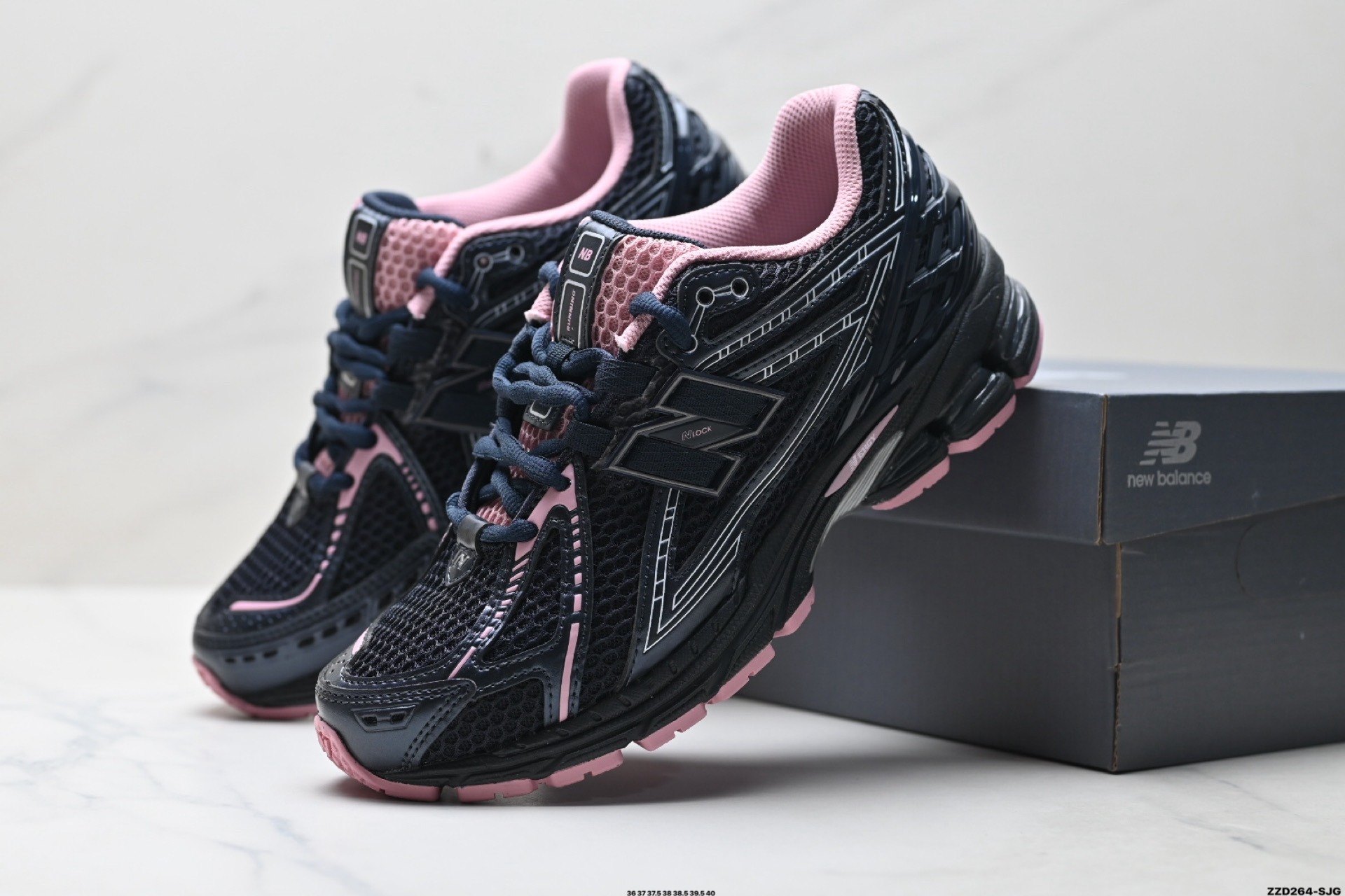 New Balance M1906系列 粉紅色