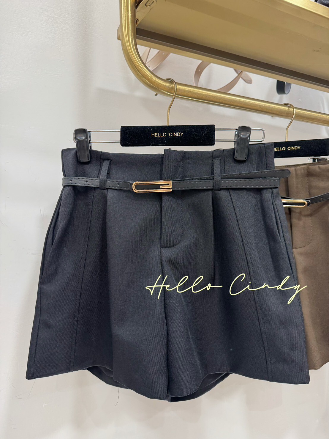 B10097 Cindy大推～超顯瘦附腰帶質感西裝短褲