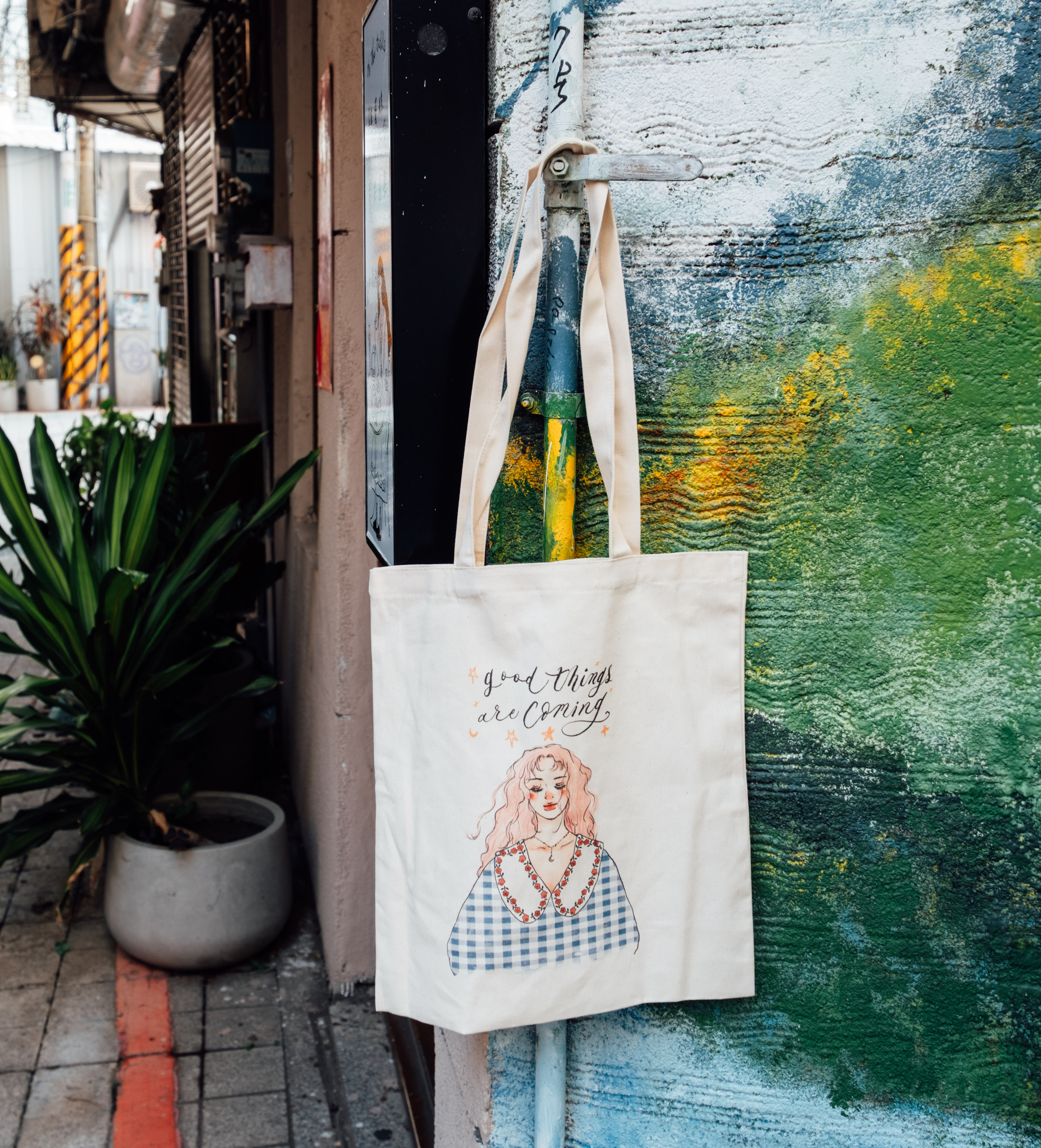 美好的事即將發生 藍格子女孩 肩背帆布袋｜甜蜜生活