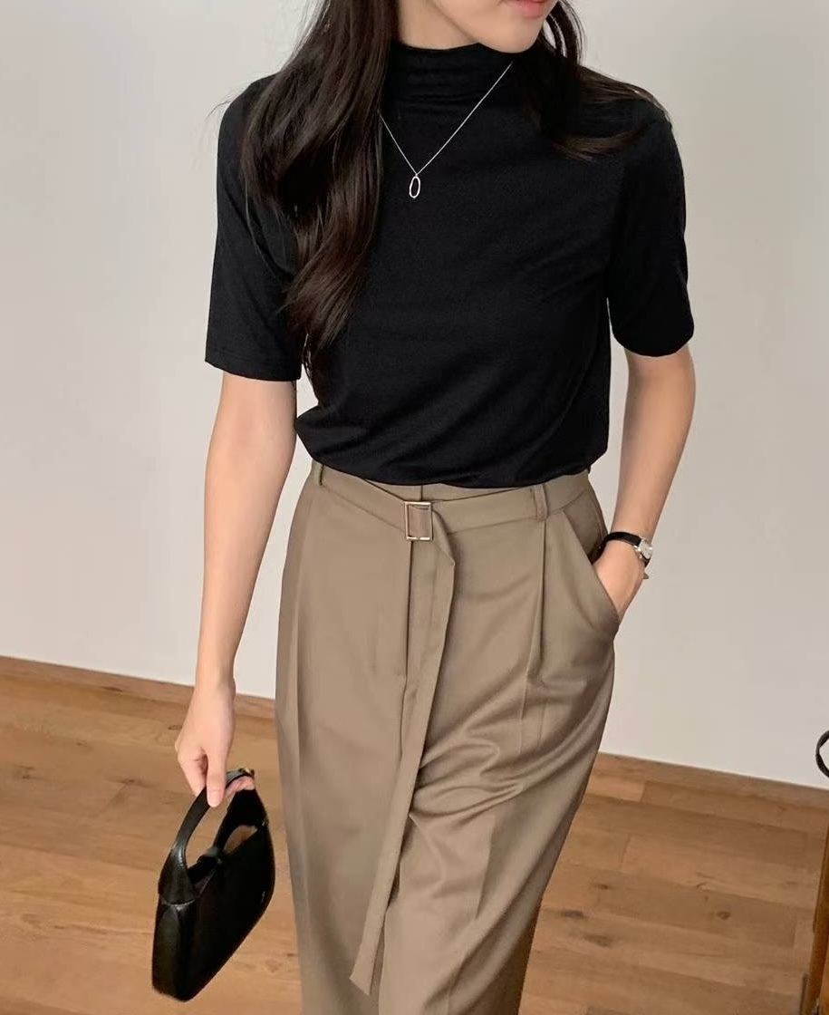 Jayla 簡潔立領純素上衣 [ 4色 / Free ]