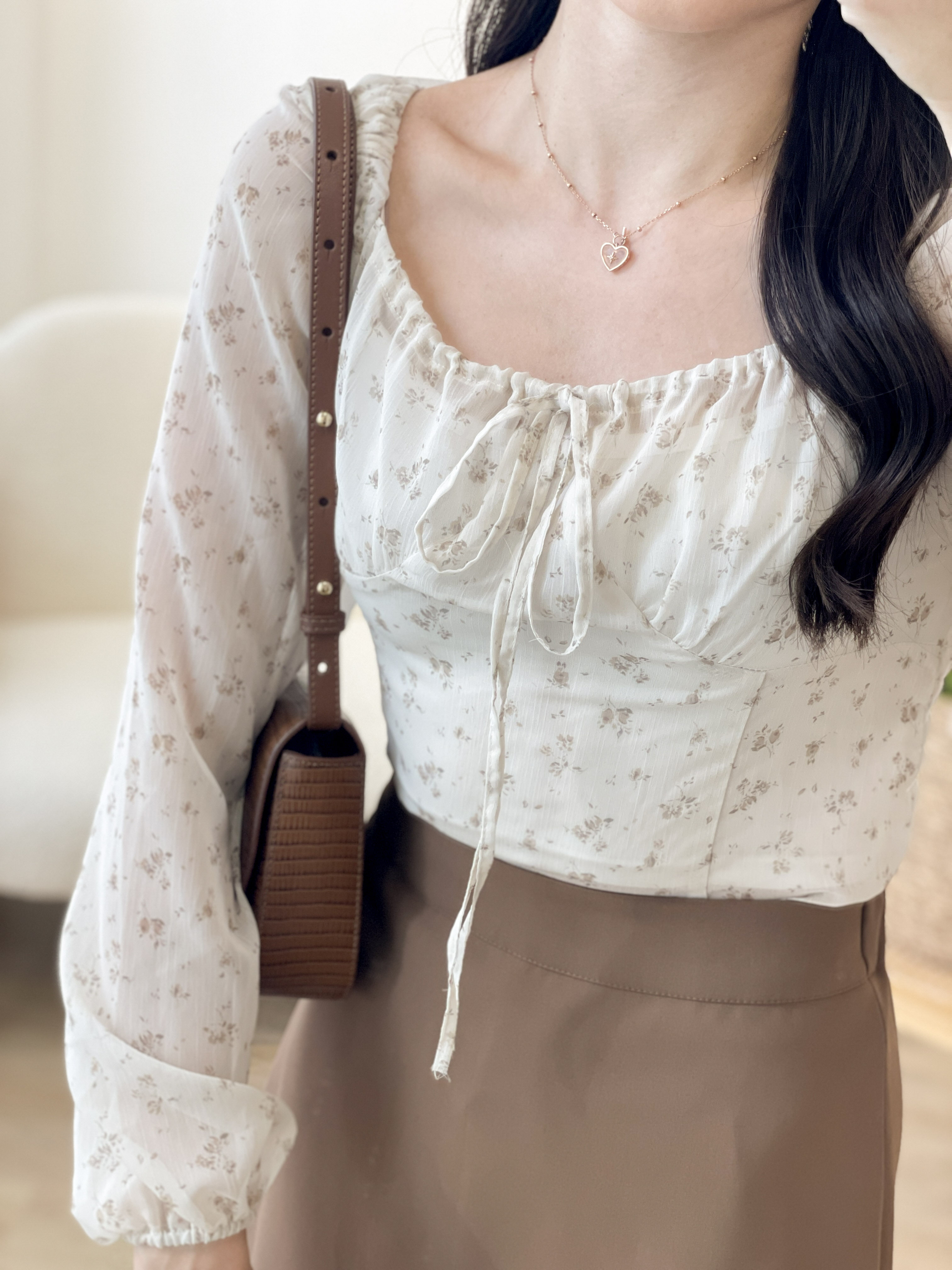 T1399 Asiatic Lily Floral Blouse