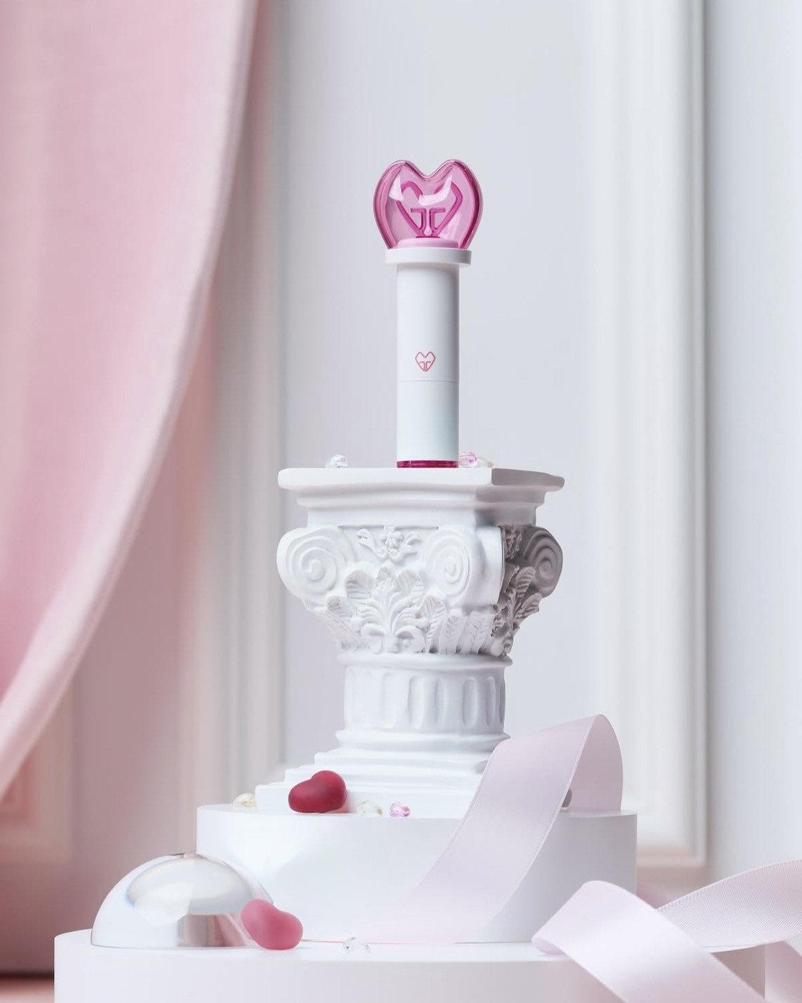 SM x Fansignal 迷你手燈棒 造型 護唇膏