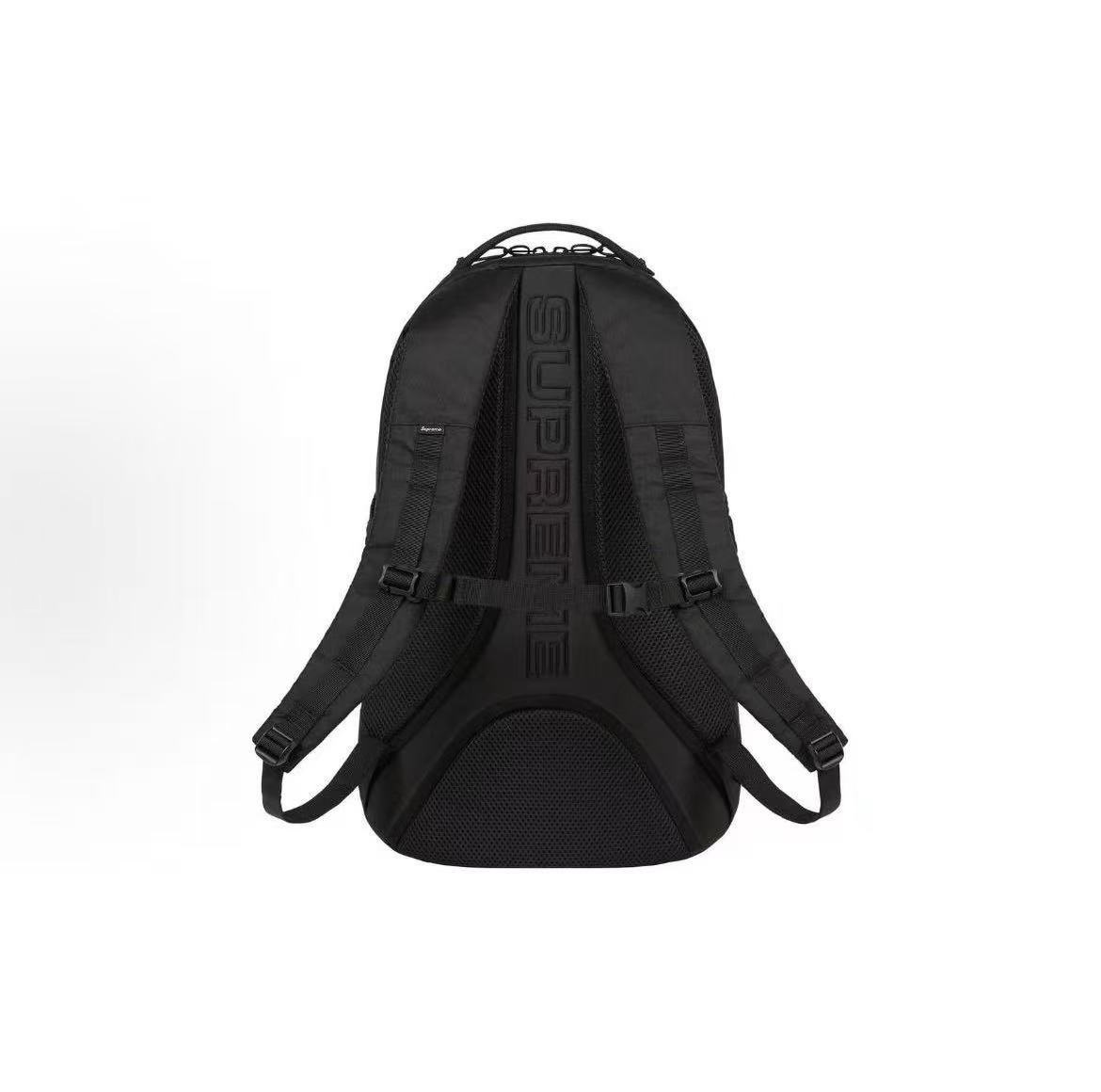 Supreme FW23 Week 1 Backpack 字體反光後背包 (4色)