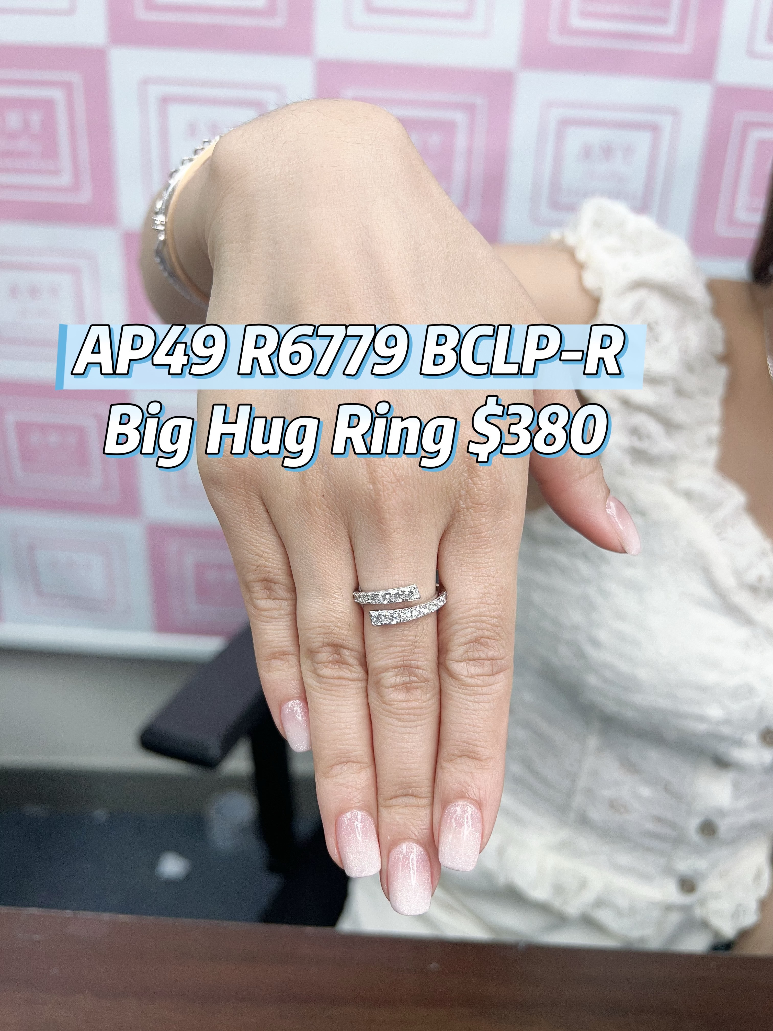 AP49 R6779  BCLP-R Big Hug Ring $380