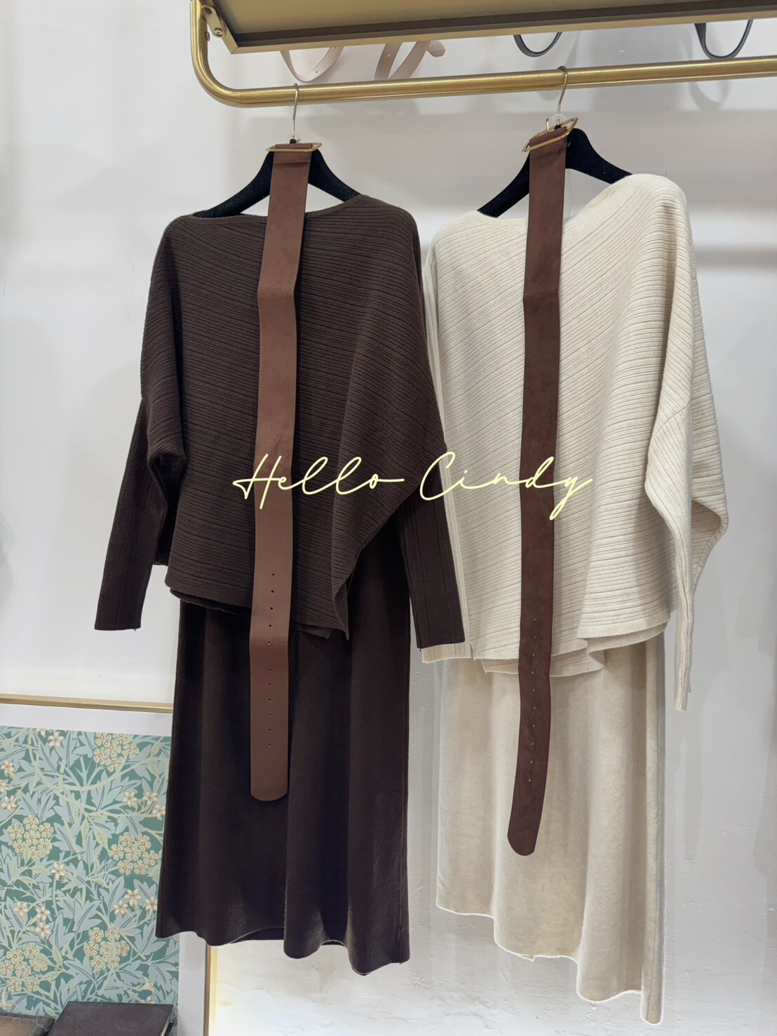 B10106 優雅斜紋可拉肩羊絨針織上衣+鉛筆裙+腰帶三件組