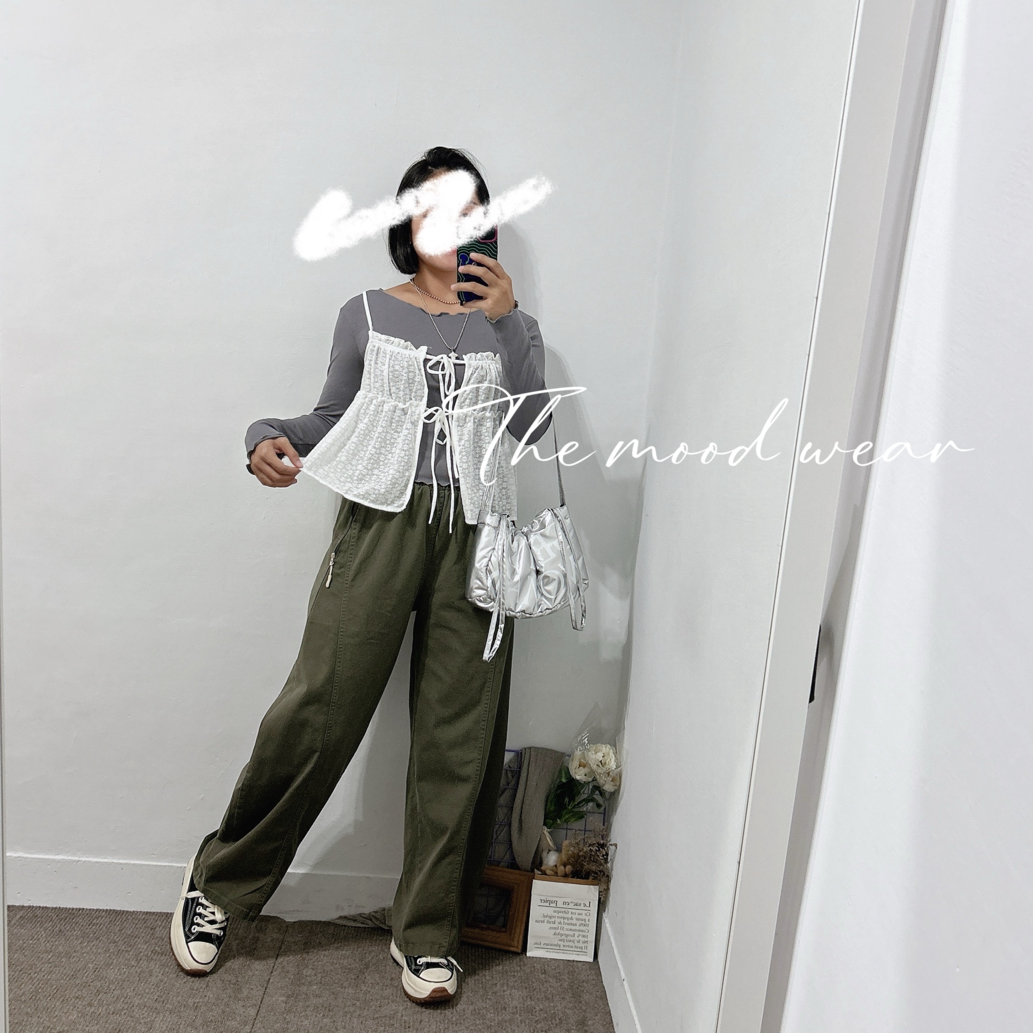 約會穿搭 套裝大圓領內搭 +蕾絲綁帶背心(深灰/水藍)