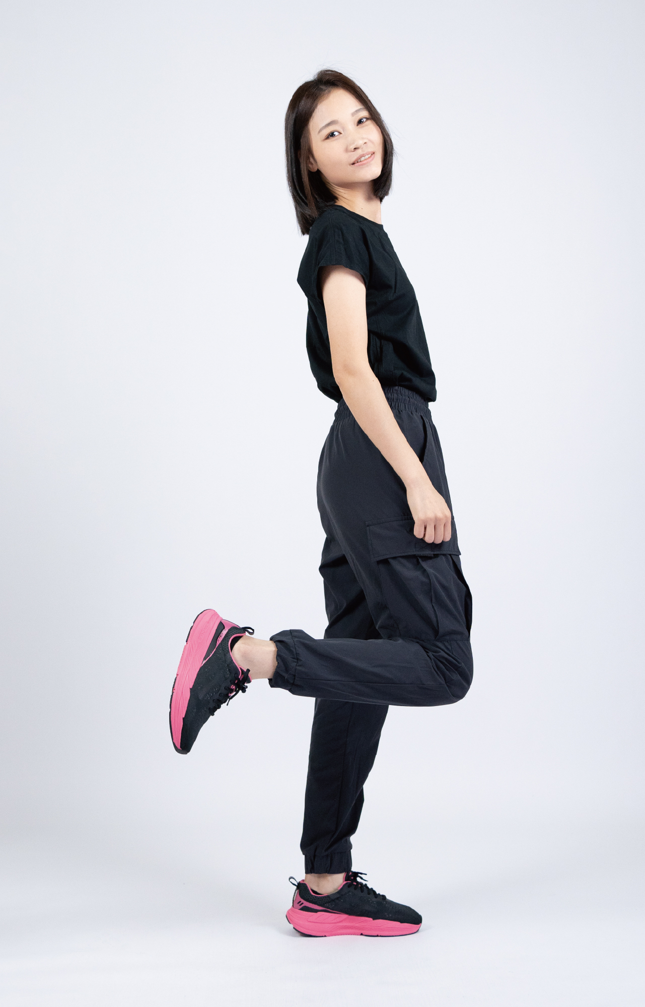 USTINI Leopard Earthing Shoes black pink outfit photo 1