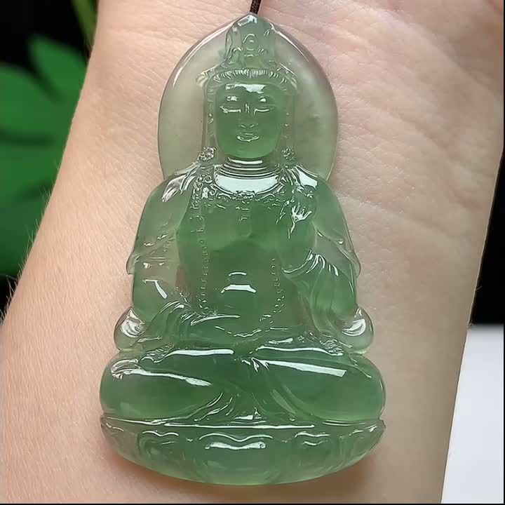 10738 翡翠冰種晴綠觀音