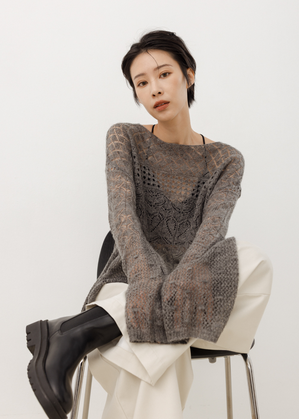 浪漫織紋簍空羊毛上衣