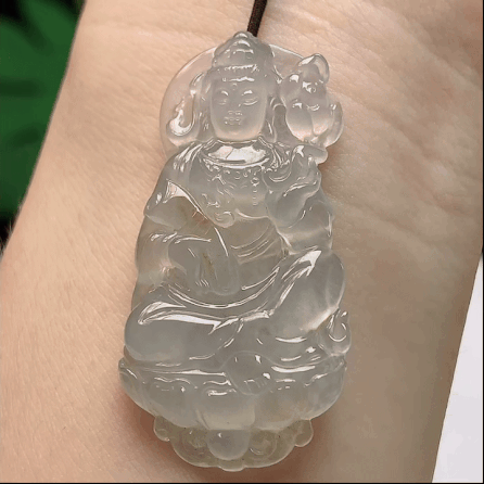 107310 翡翠冰種大勢至菩薩