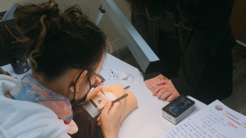 BIOMOOI開3H 美睫創業入門課