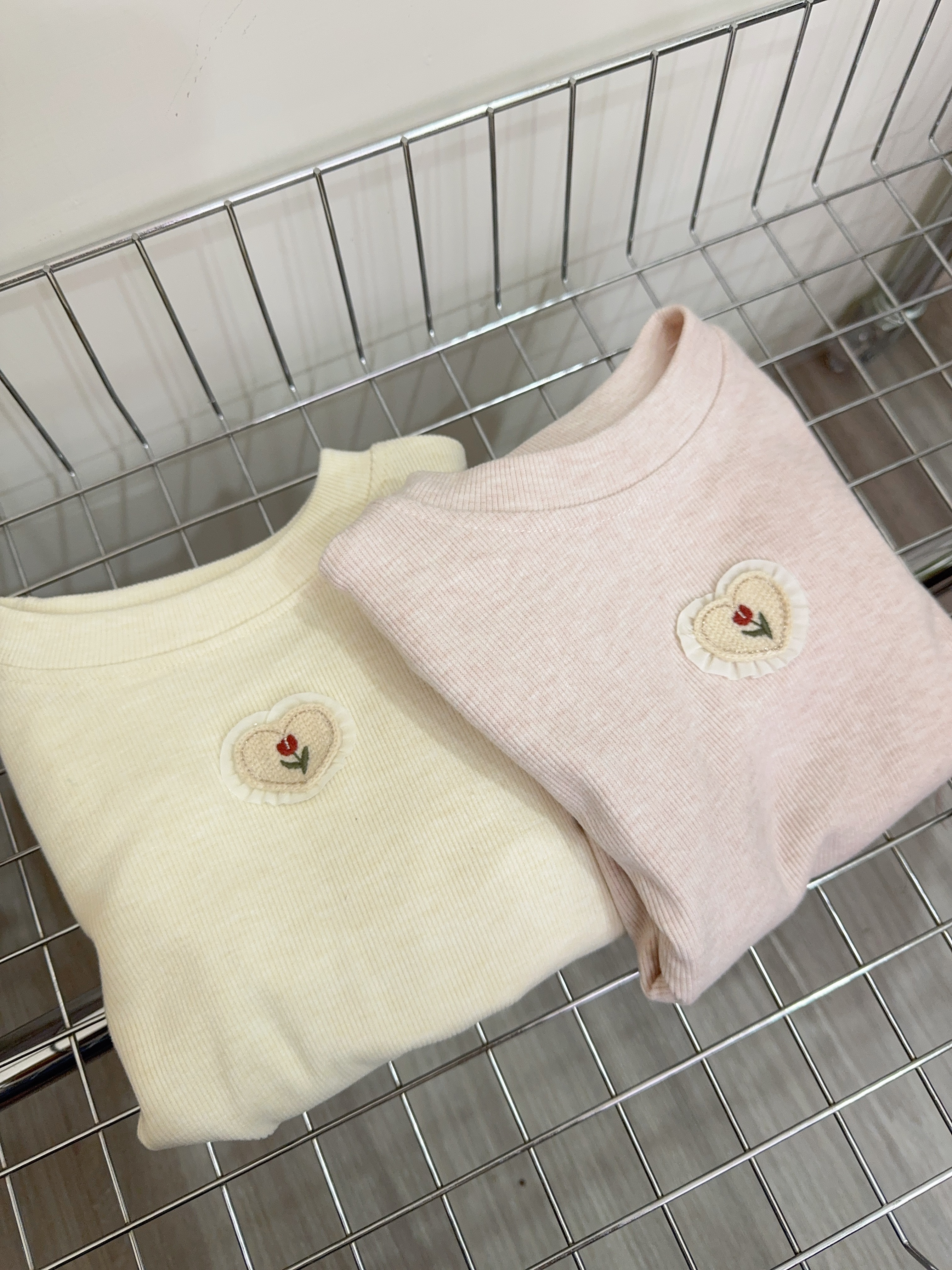 A963鬱金香公主袖上衣c53