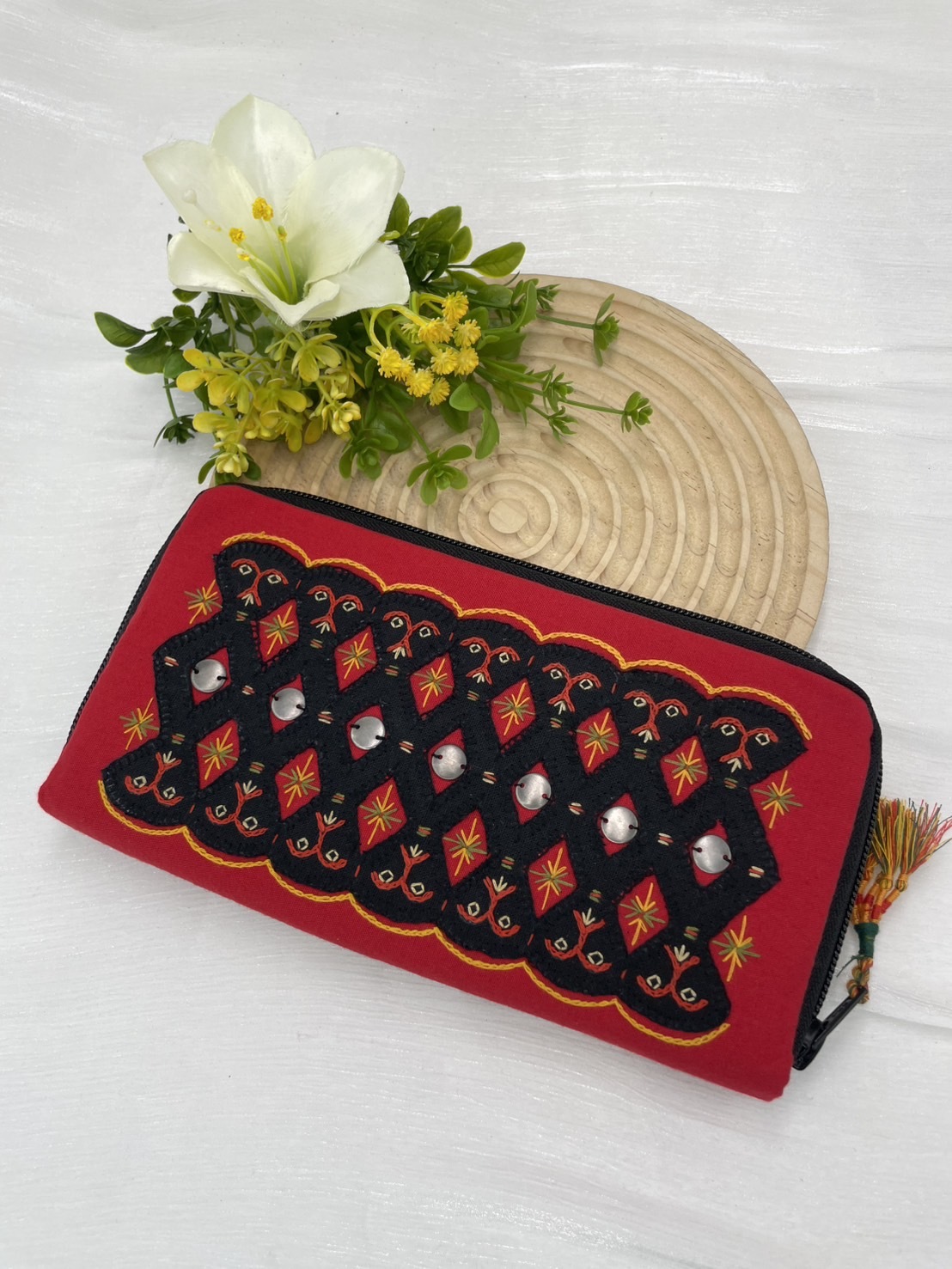 No.10黑底刺繡長夾長22cm深12cm