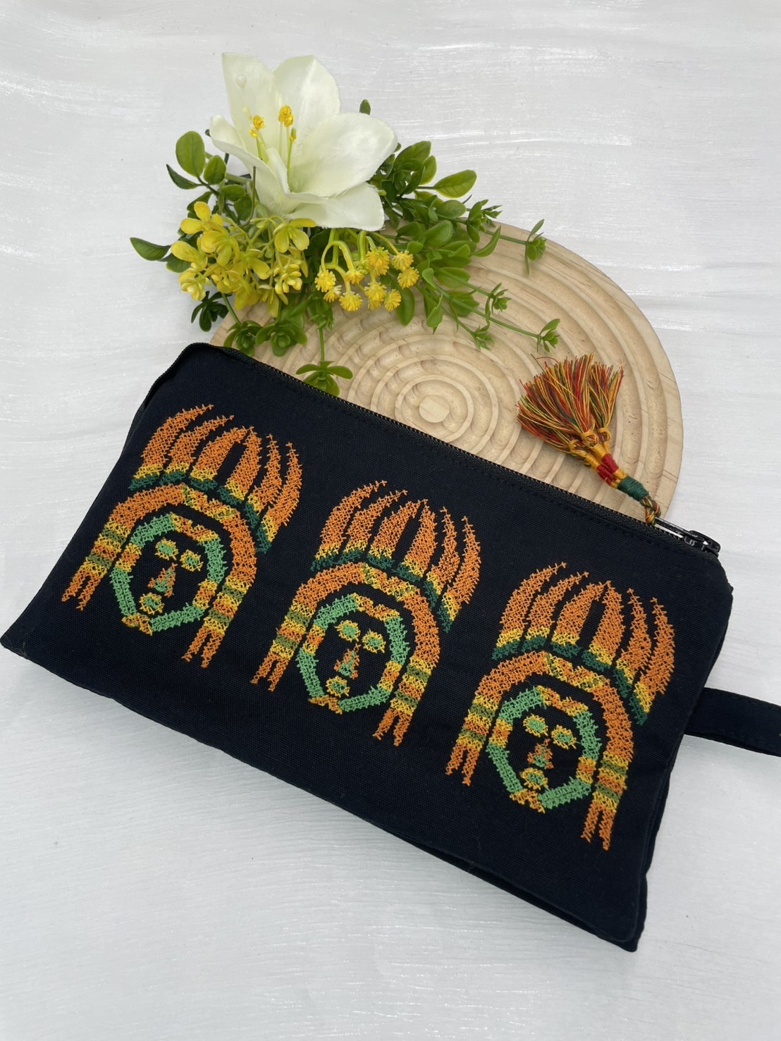 No.7刺繡圖騰手提包長22cm寬14cm