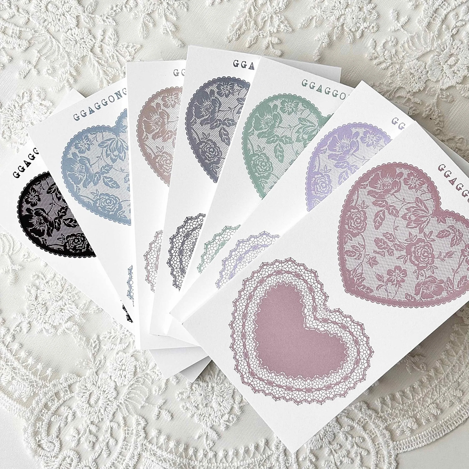 韓國 ggaggong．心型蕾絲框 便箋本套組
