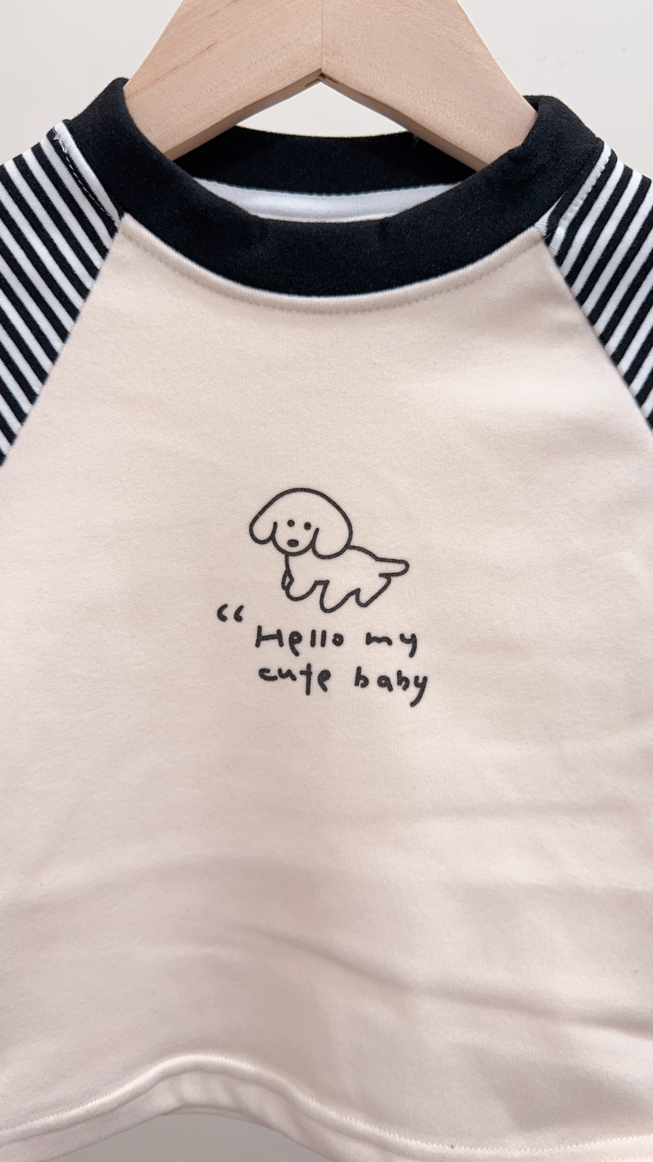 8015-2一隻狗拼接條紋磨毛上衣c61