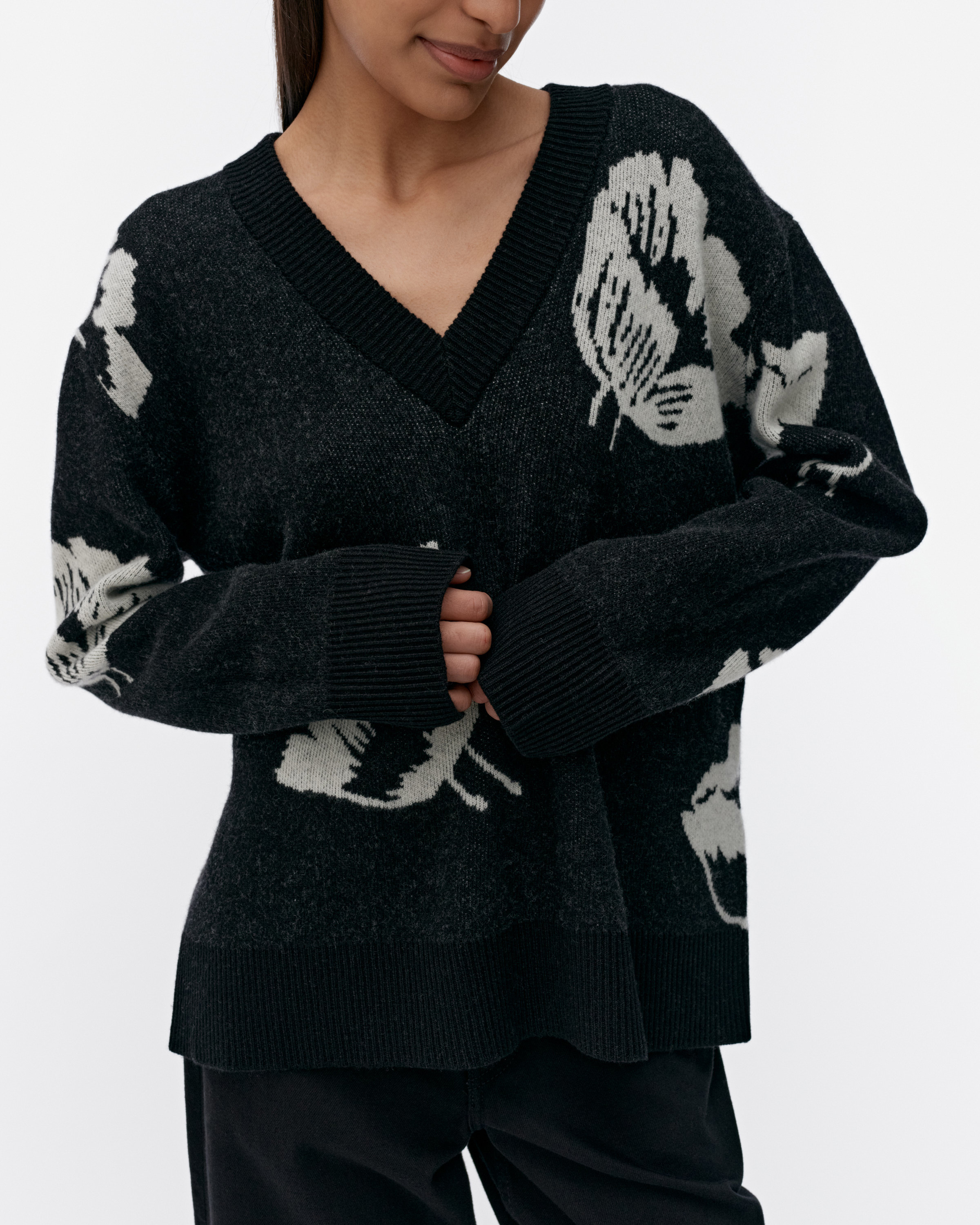 LÄPI MYSKI 羊毛上衣