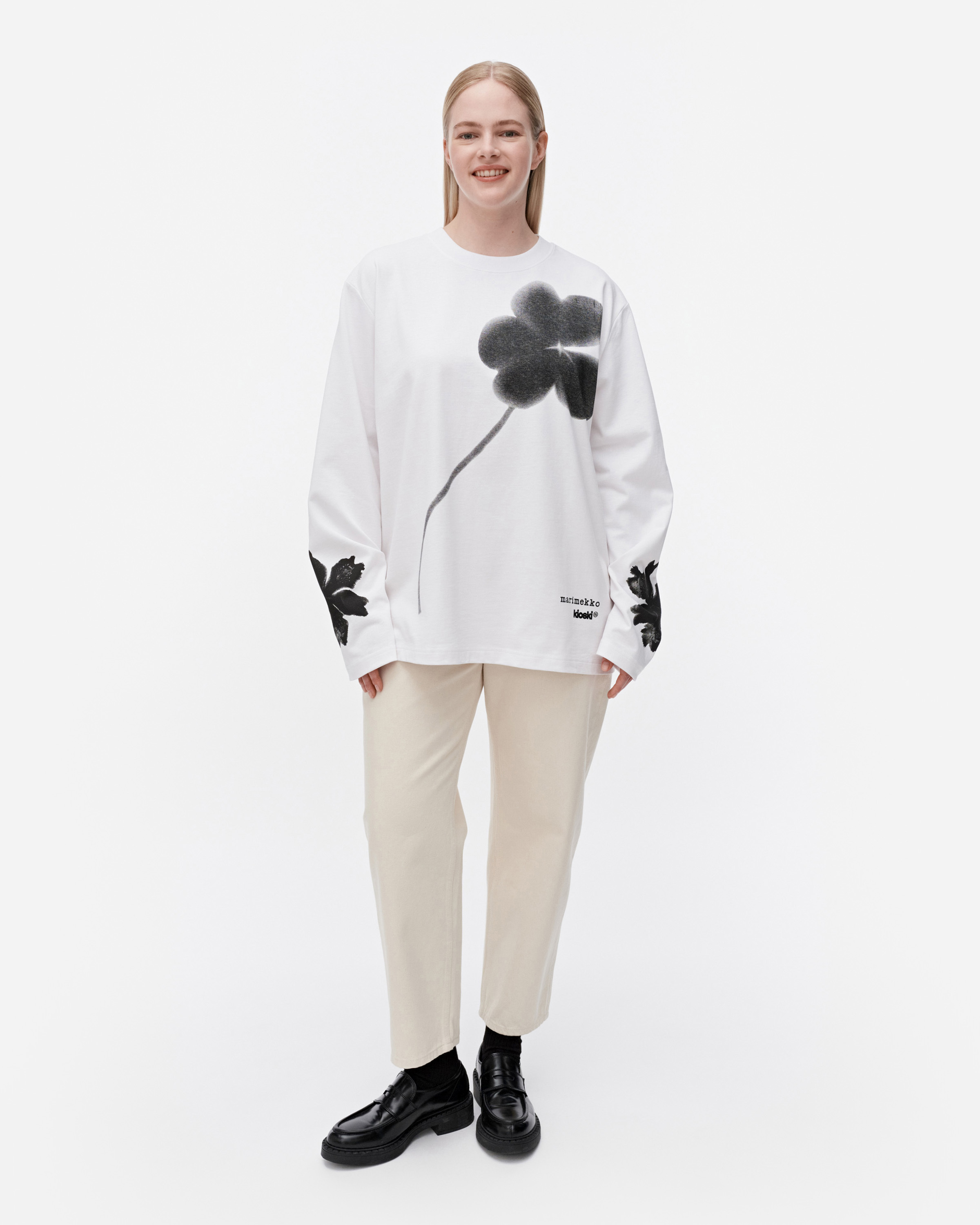 BIITTI KETUNLEIPÄ 長袖上衣