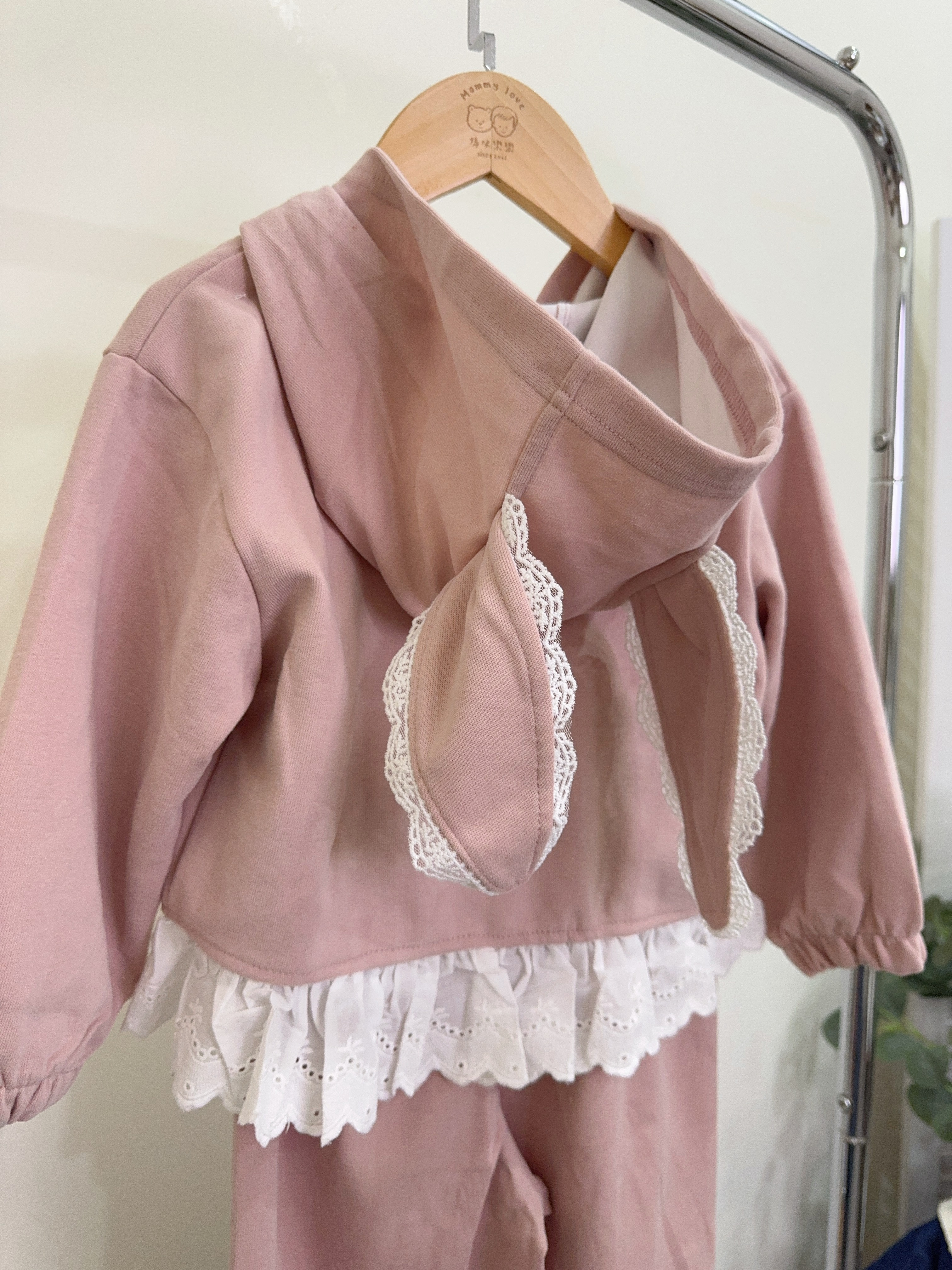 9568粉嫩小兔子套裝c66